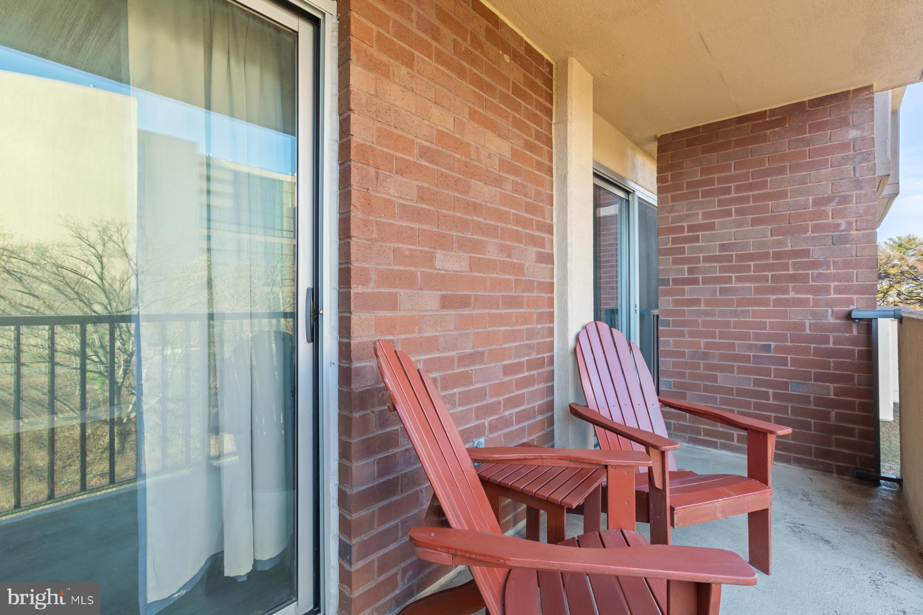 HORIZON HOUSE - Residential Lease