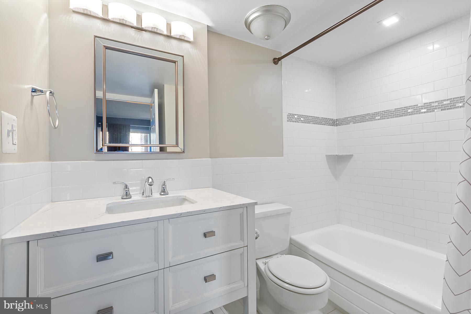 HORIZON HOUSE - Residential Lease