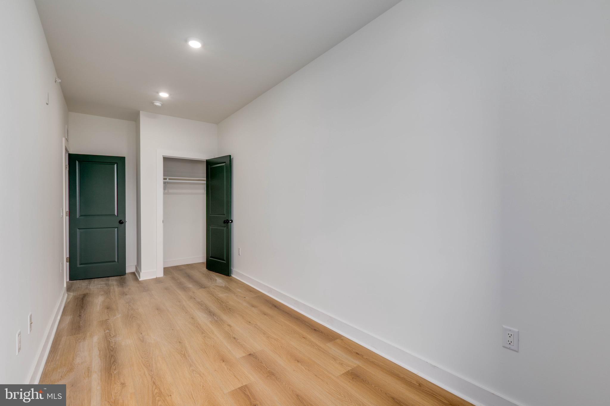 NORRIS SQUARE - Residential Lease