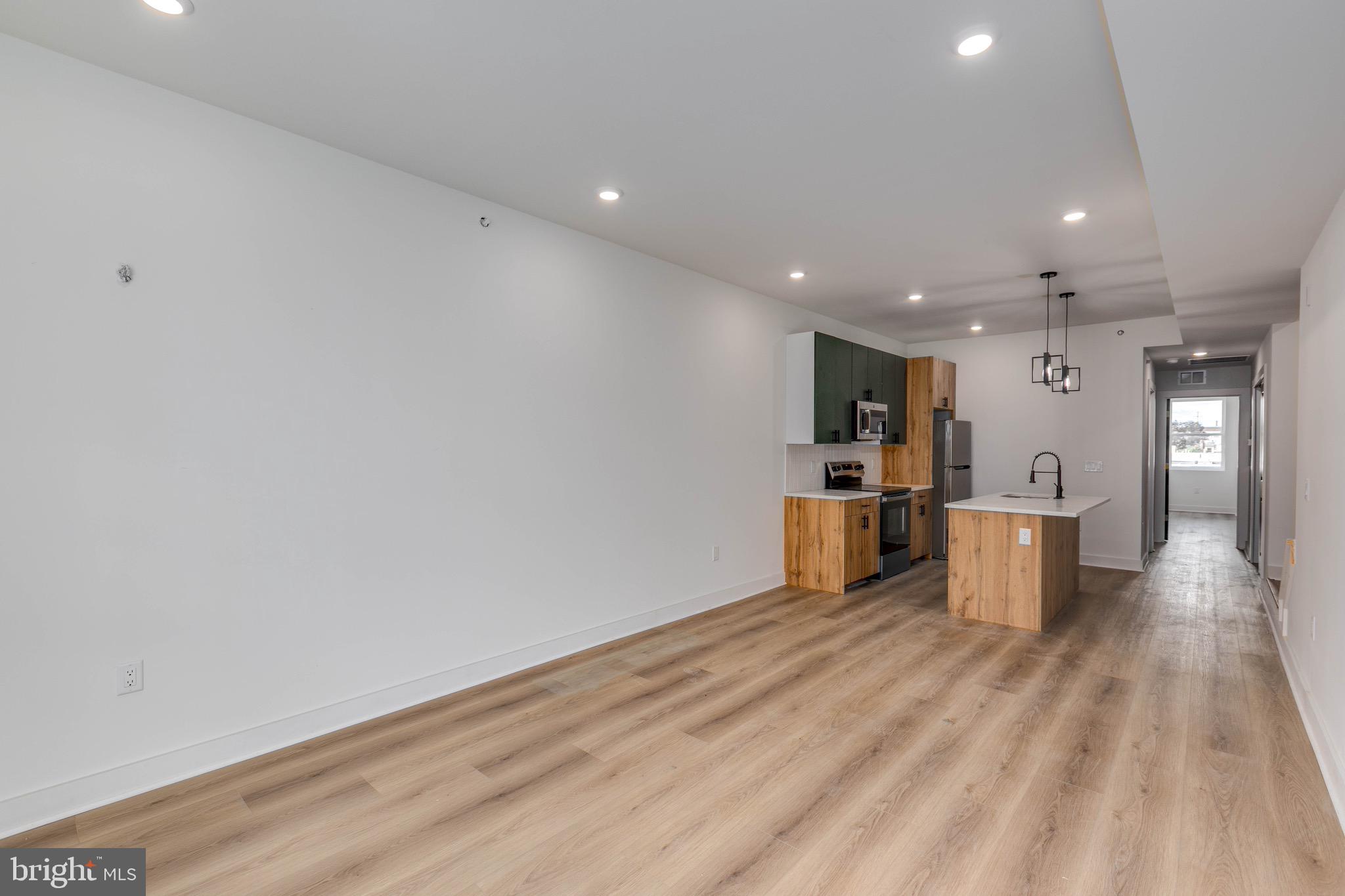 NORRIS SQUARE - Residential Lease