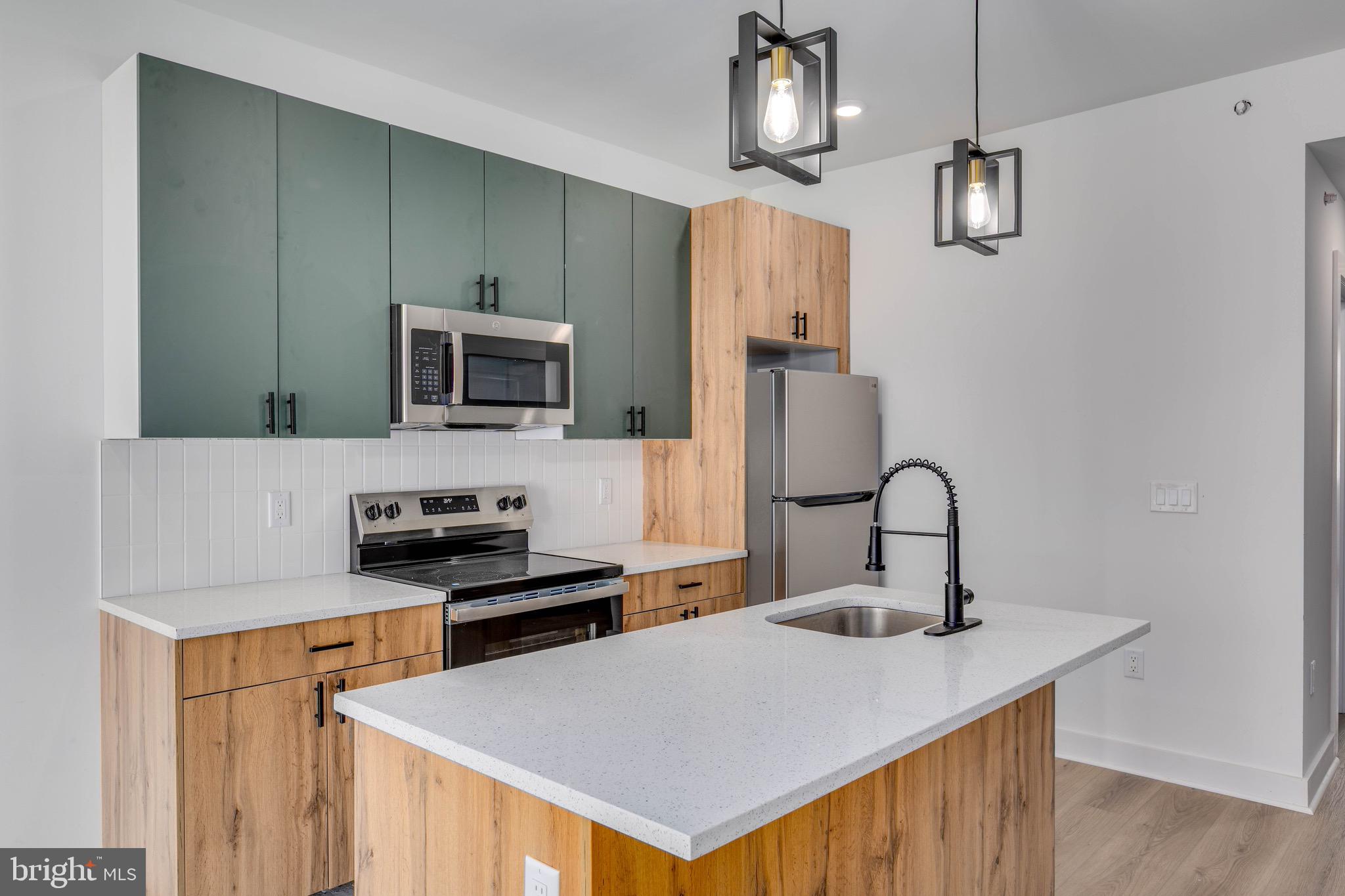 NORRIS SQUARE - Residential Lease