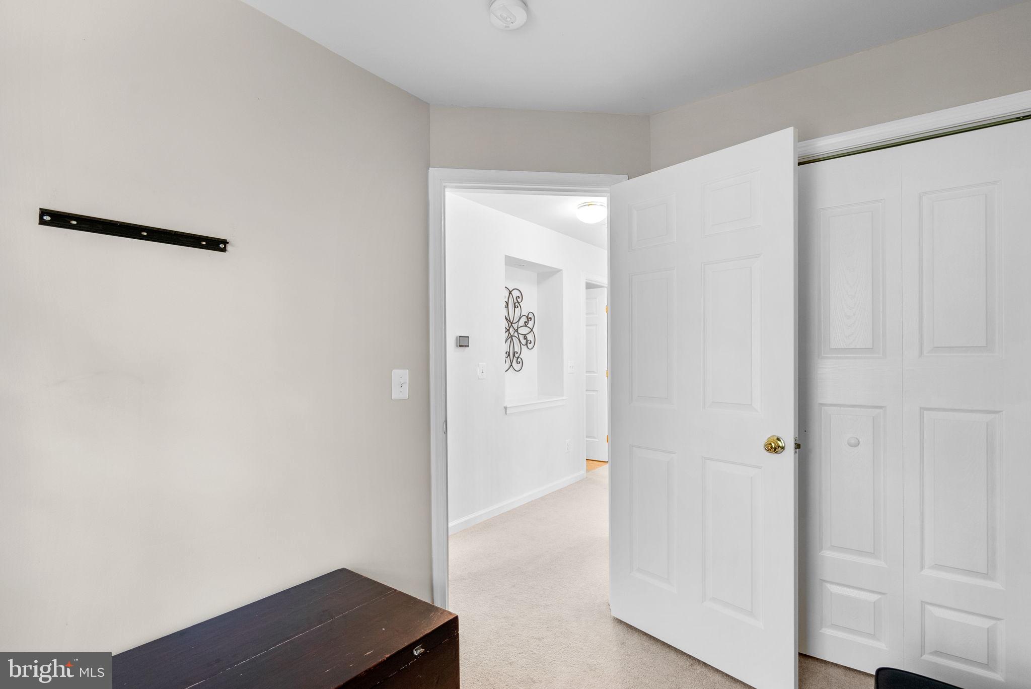 HUNTINGTON GROVE - Residential Lease