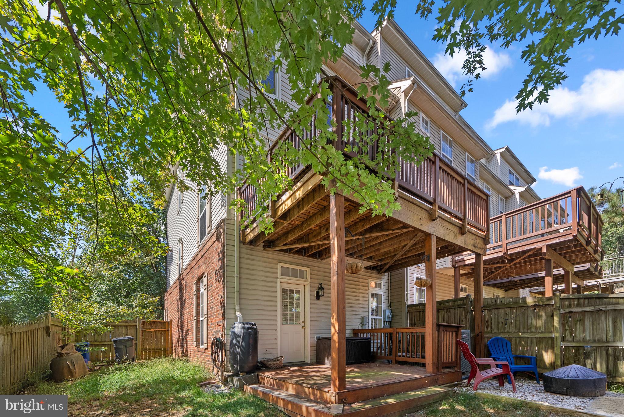 HUNTINGTON GROVE - Residential Lease