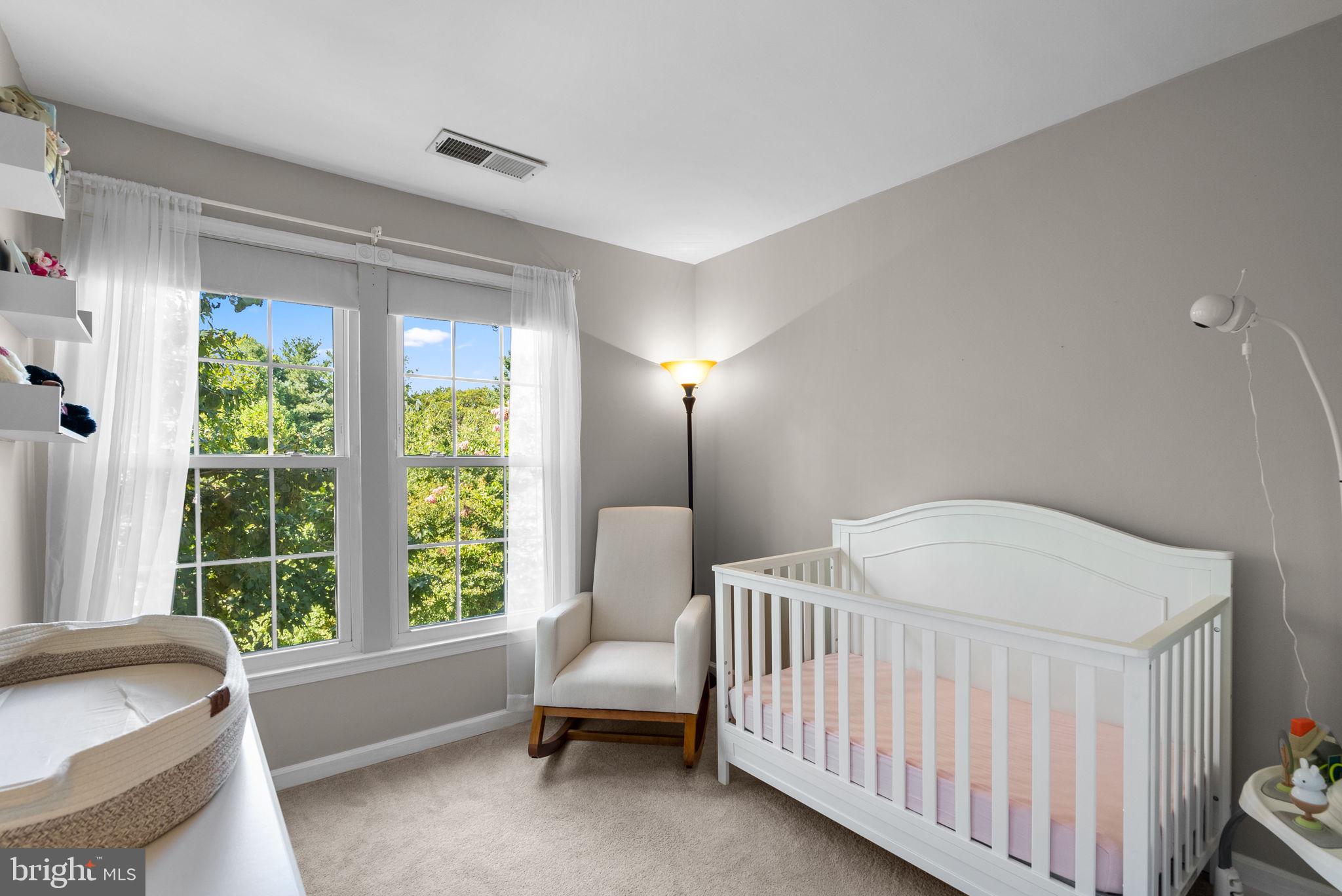 HUNTINGTON GROVE - Residential Lease