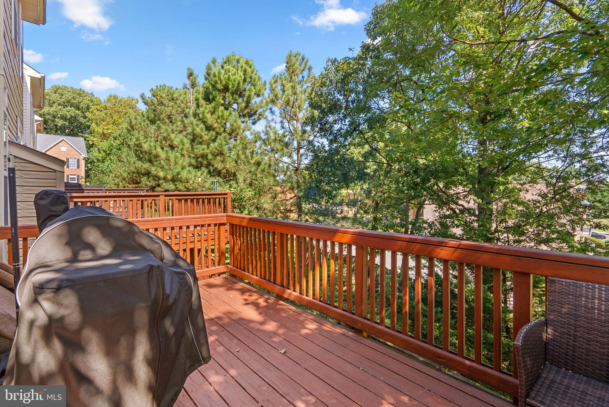 HUNTINGTON GROVE - Residential Lease