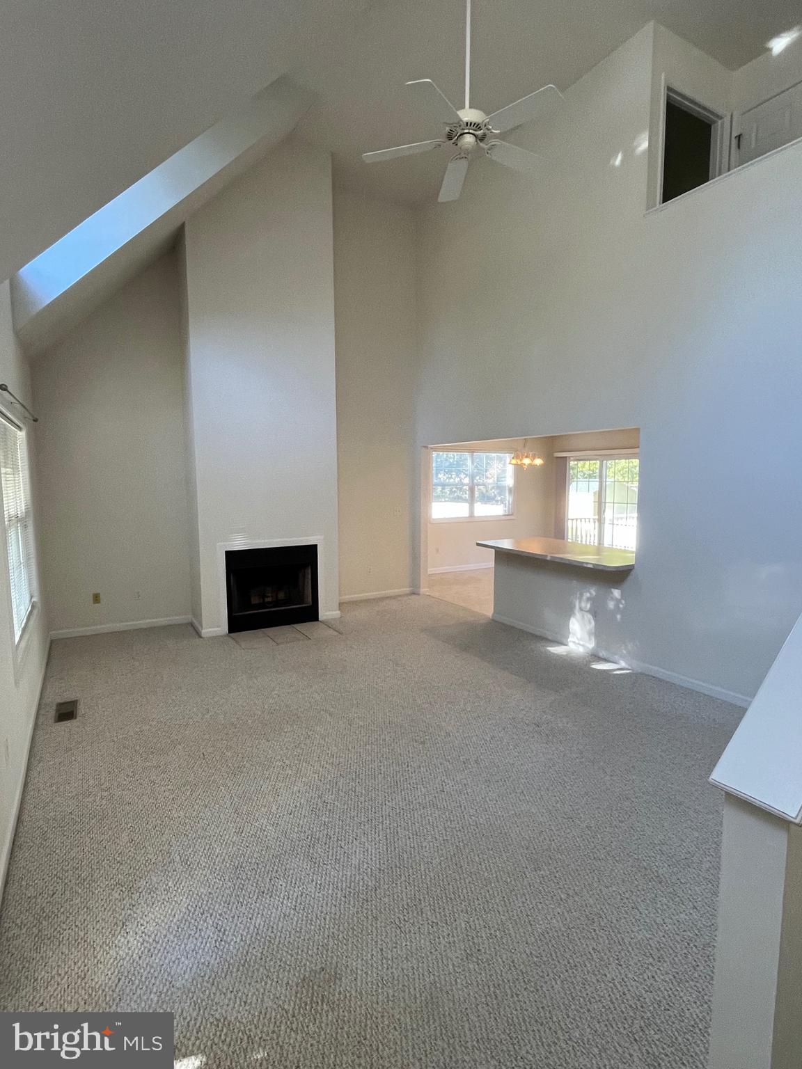 SCHOOLHOUSE COMMONS - Residential Lease