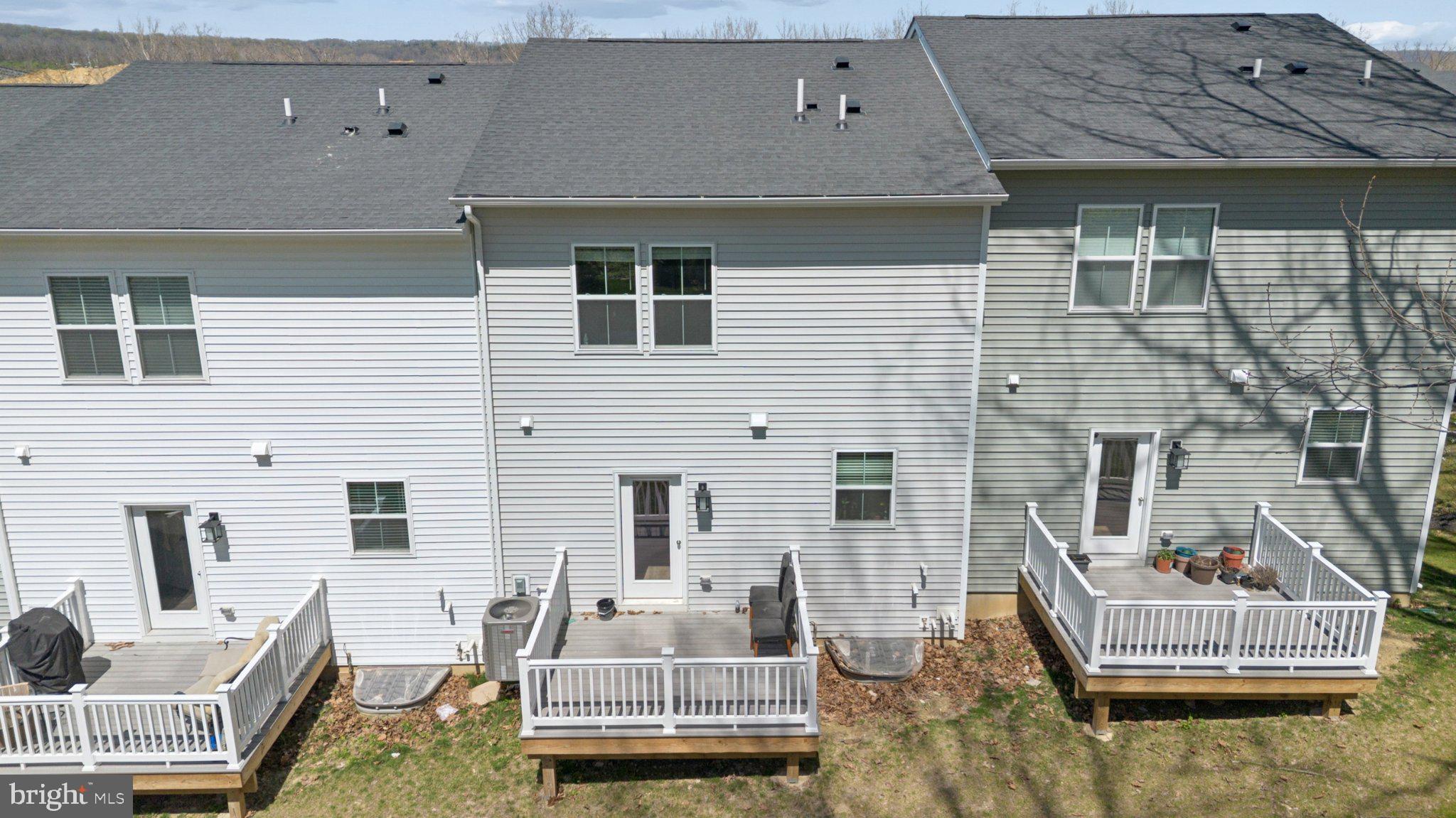 CLOVER MILL - Residential