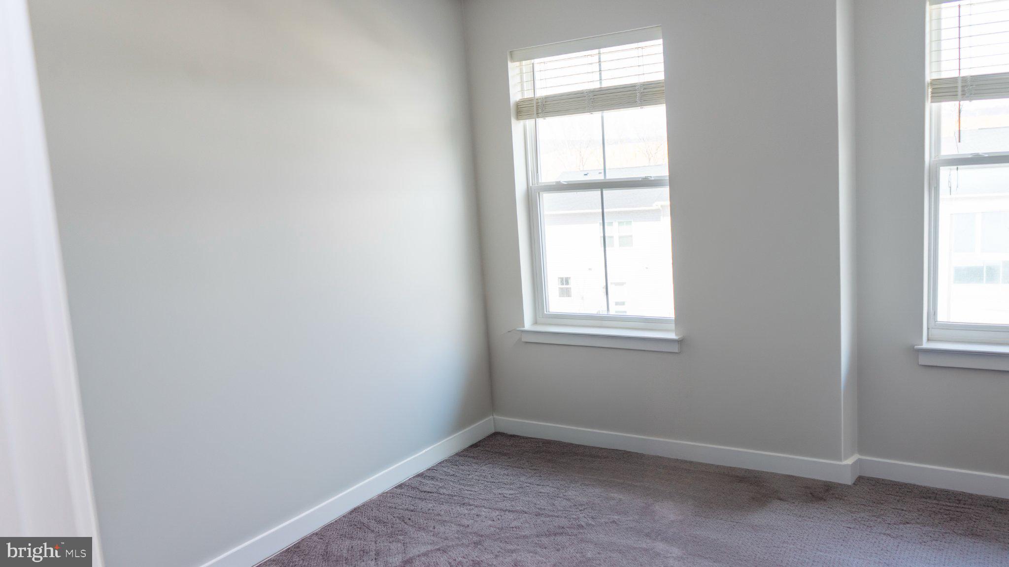 CLOVER MILL - Residential