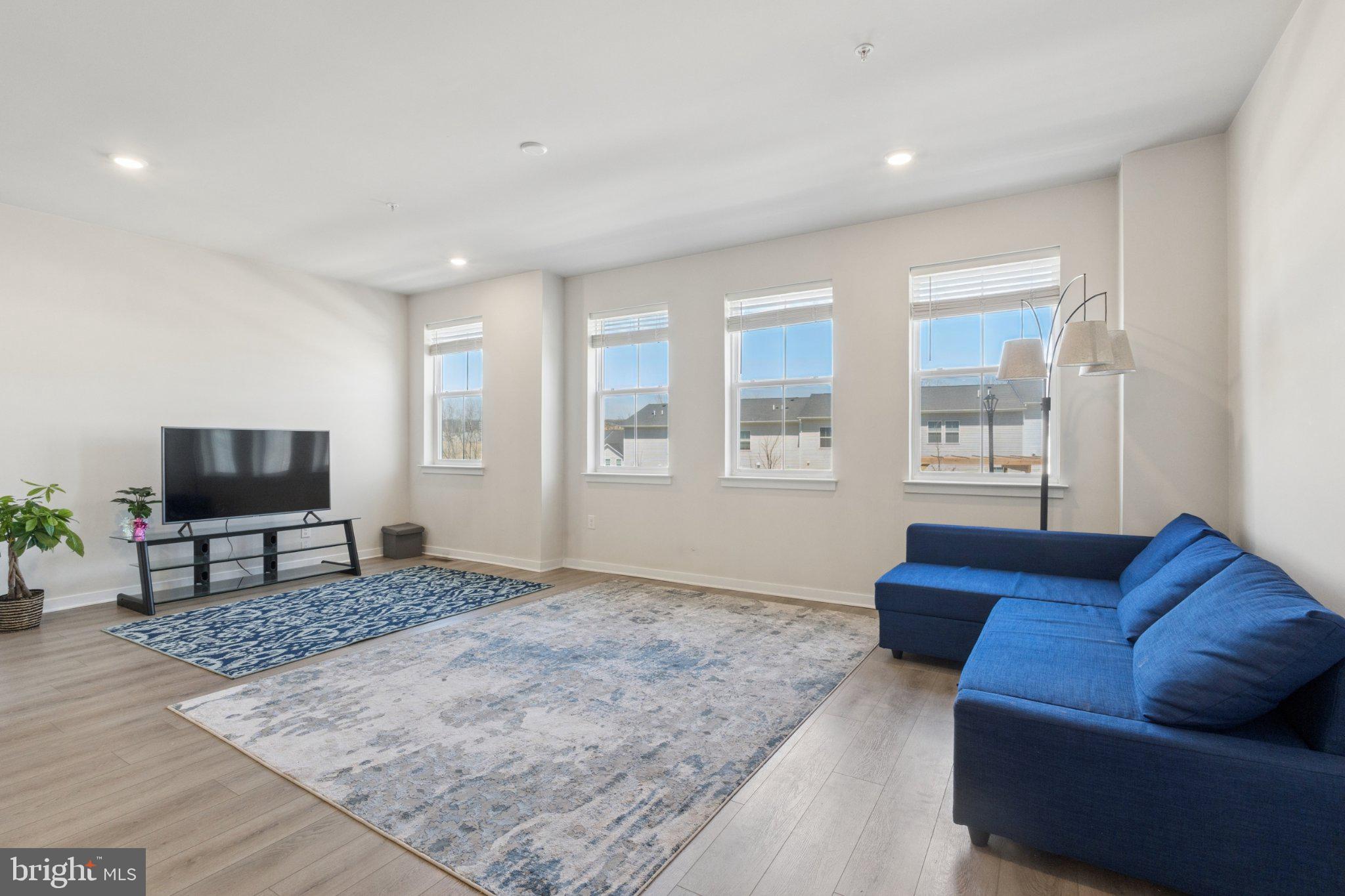 CLOVER MILL - Residential