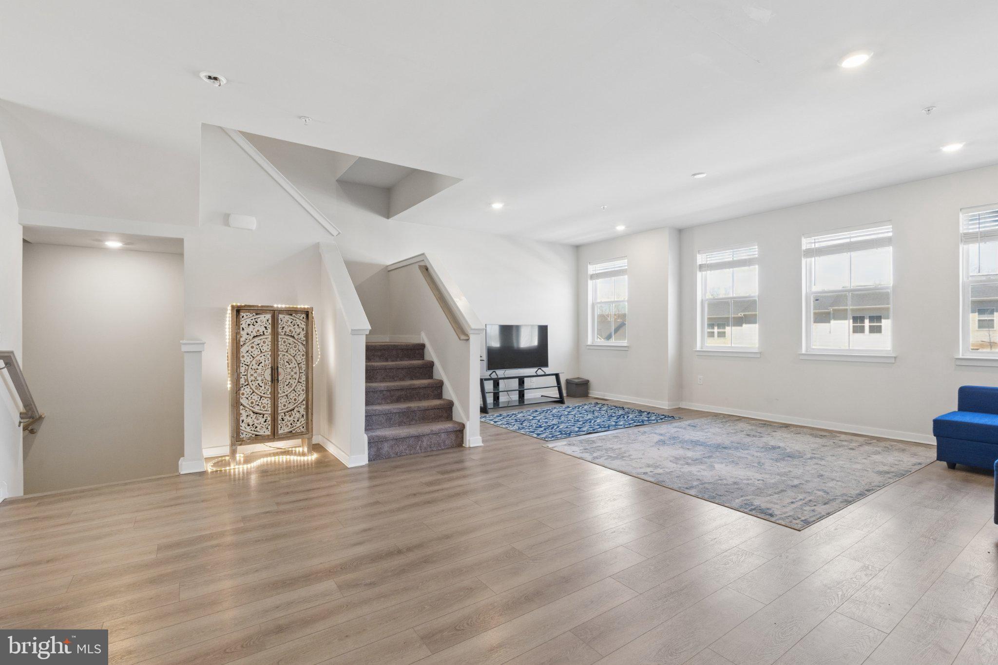 CLOVER MILL - Residential