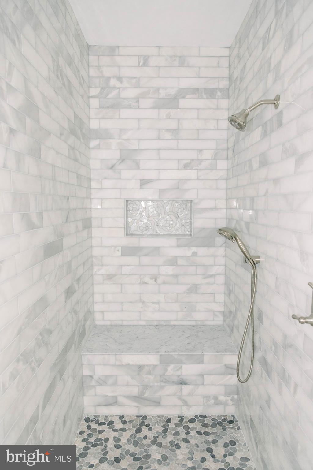 OAK FARMS - Residential