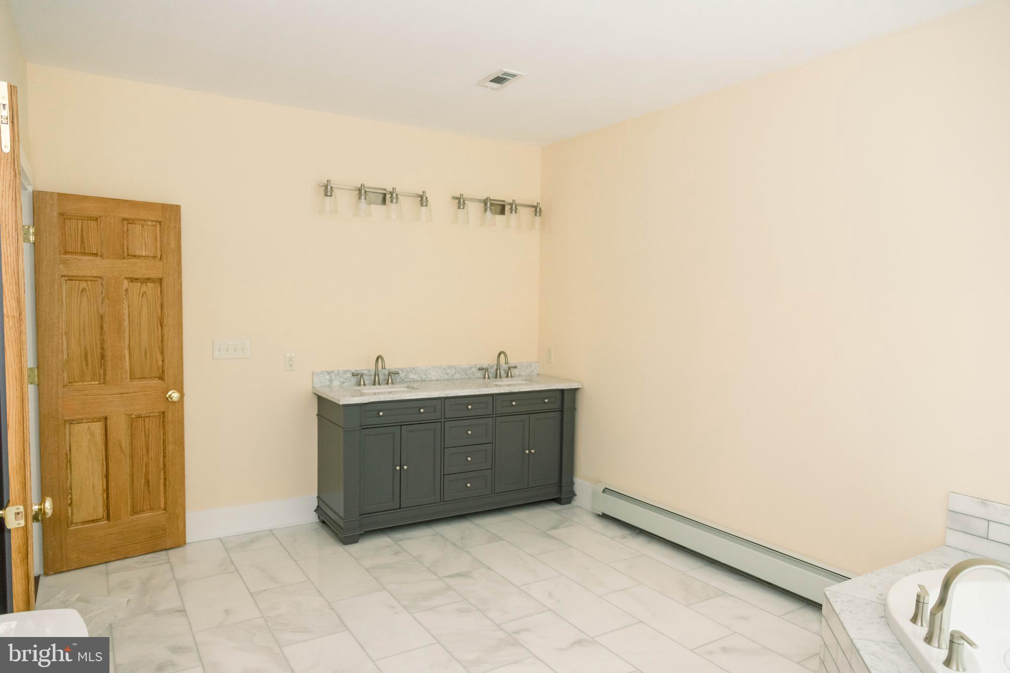 OAK FARMS - Residential