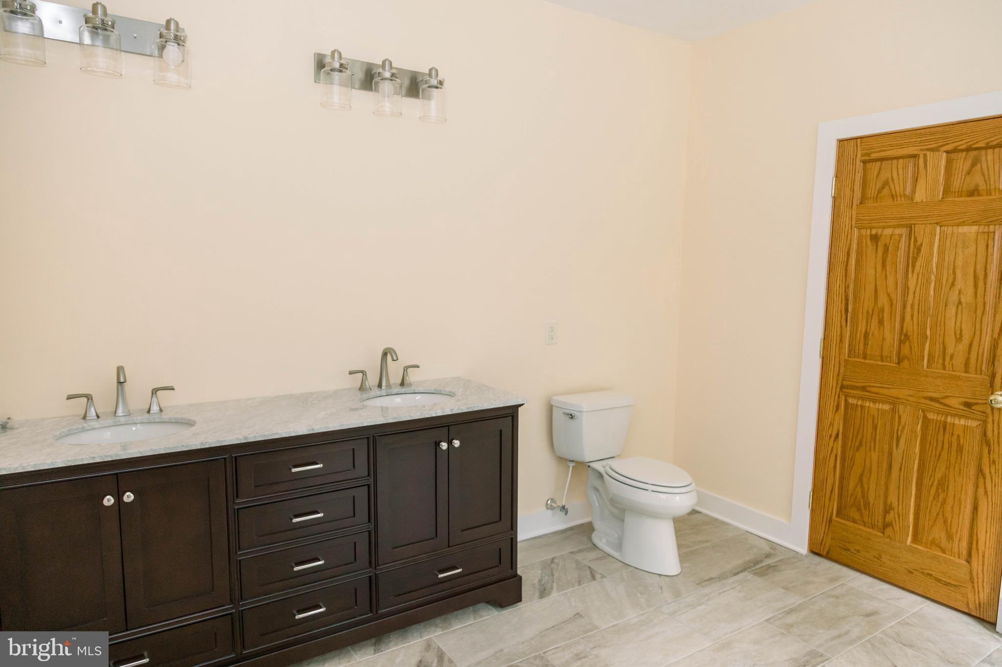 OAK FARMS - Residential