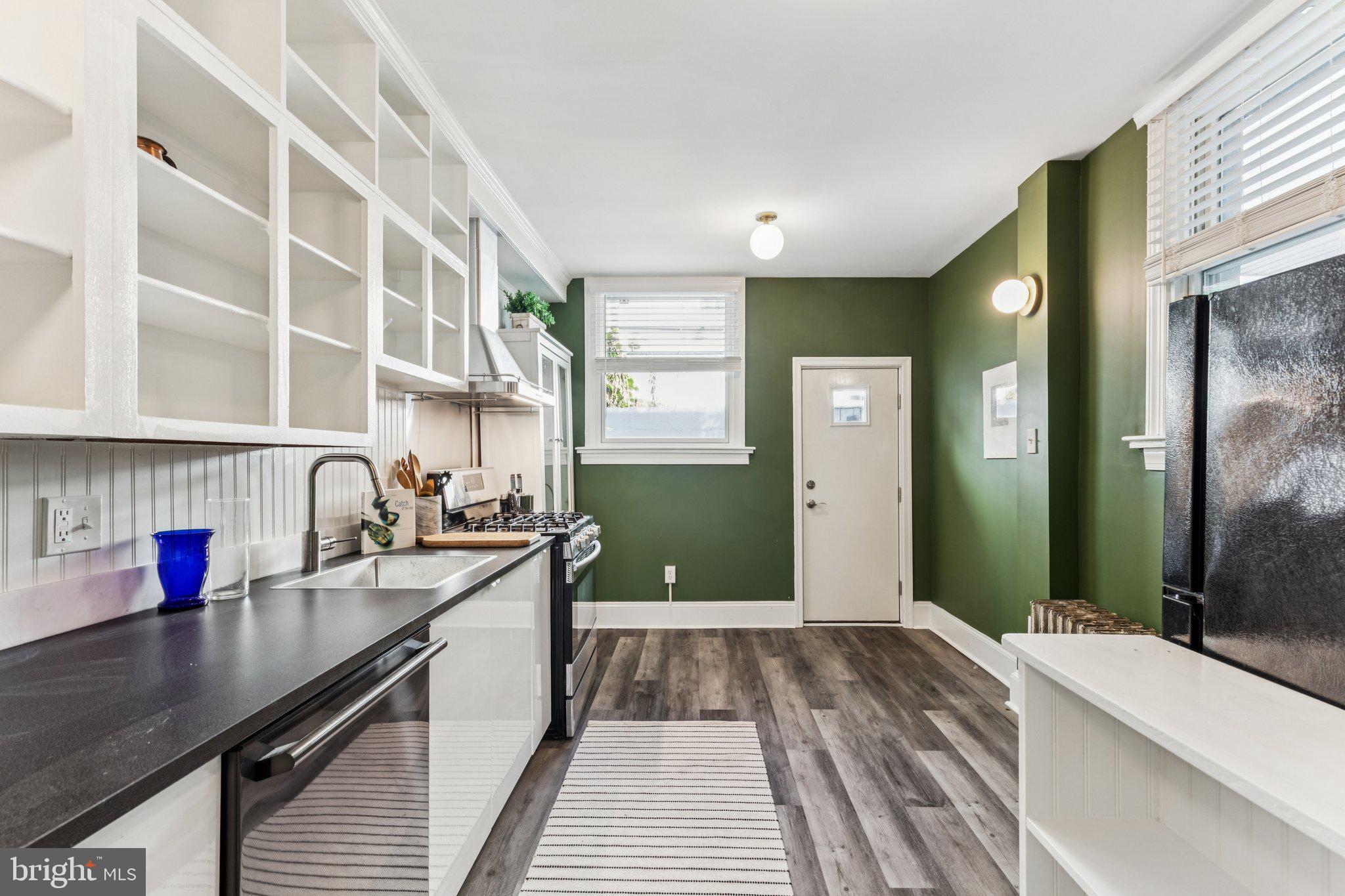 POINT BREEZE - Residential