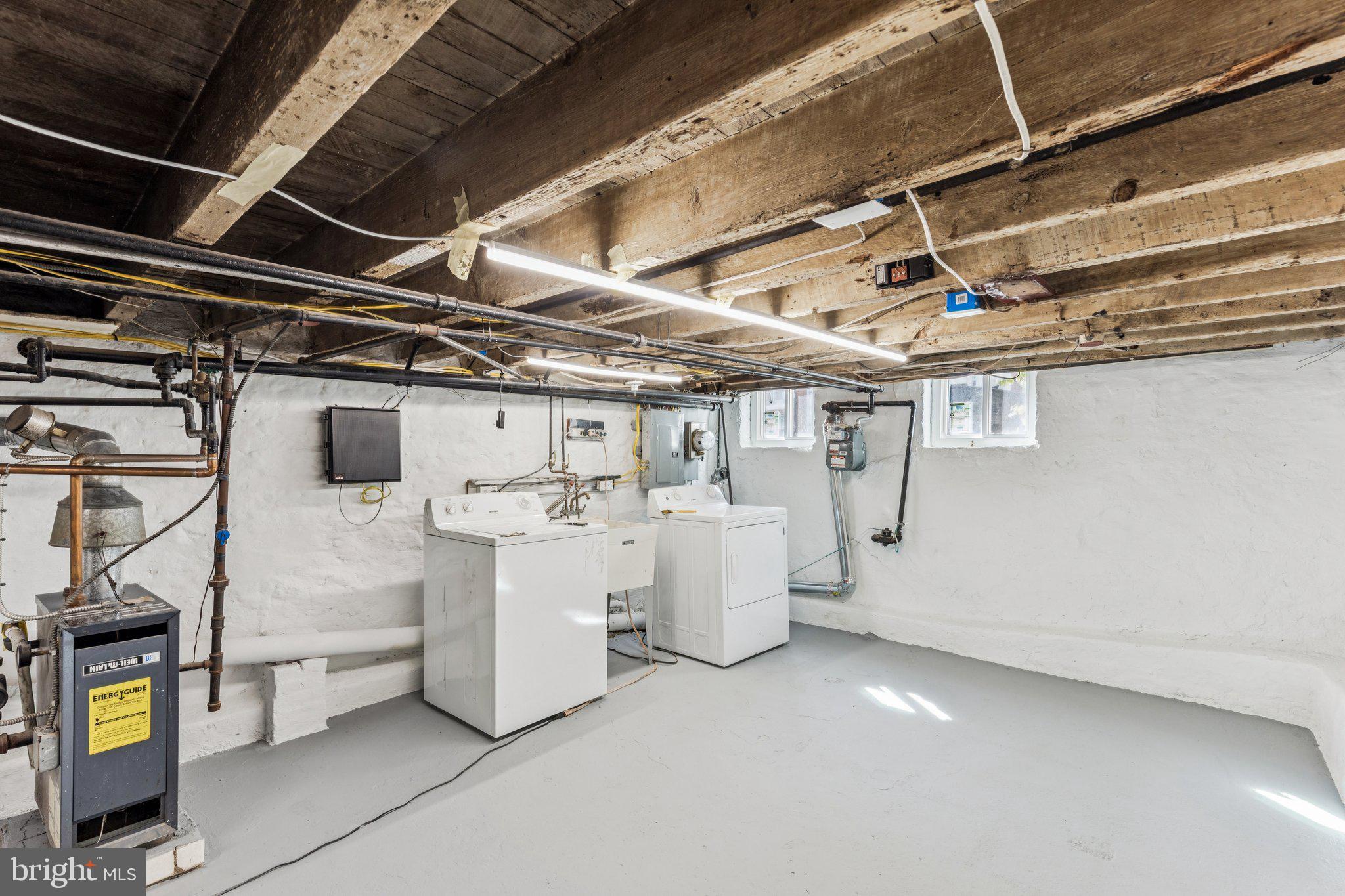 POINT BREEZE - Residential