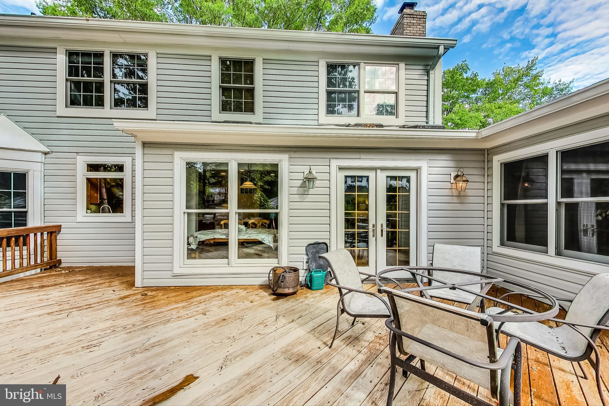 LAKE RIDGE - Residential