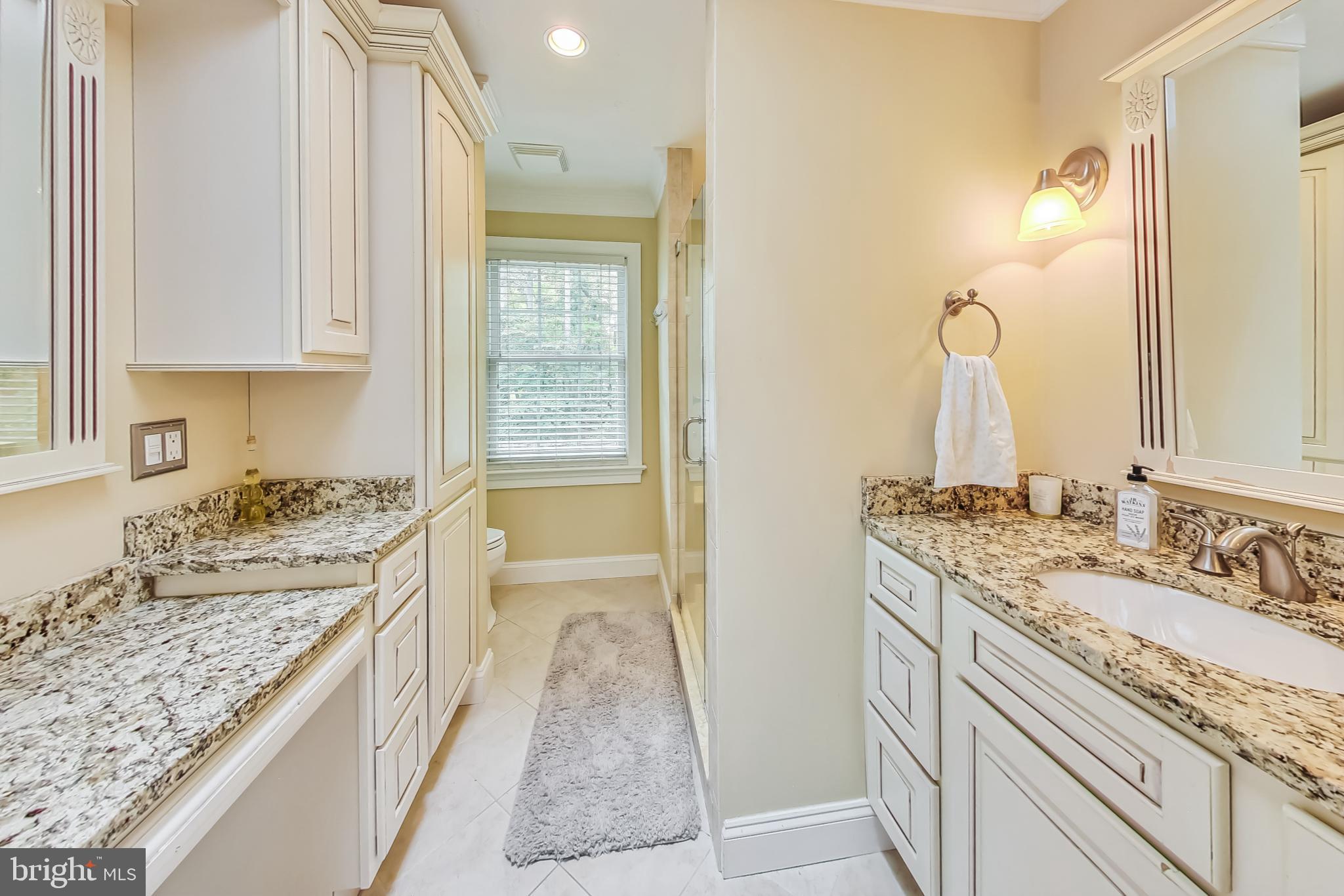 LAKE RIDGE - Residential