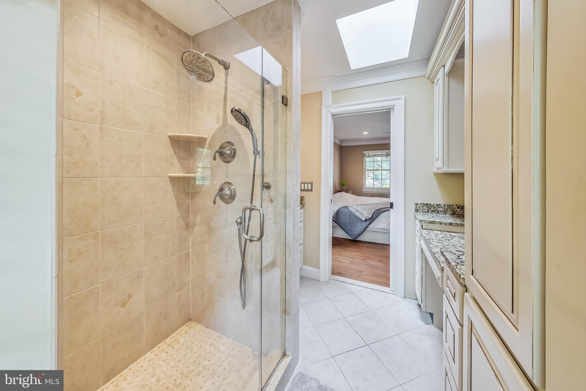 LAKE RIDGE - Residential