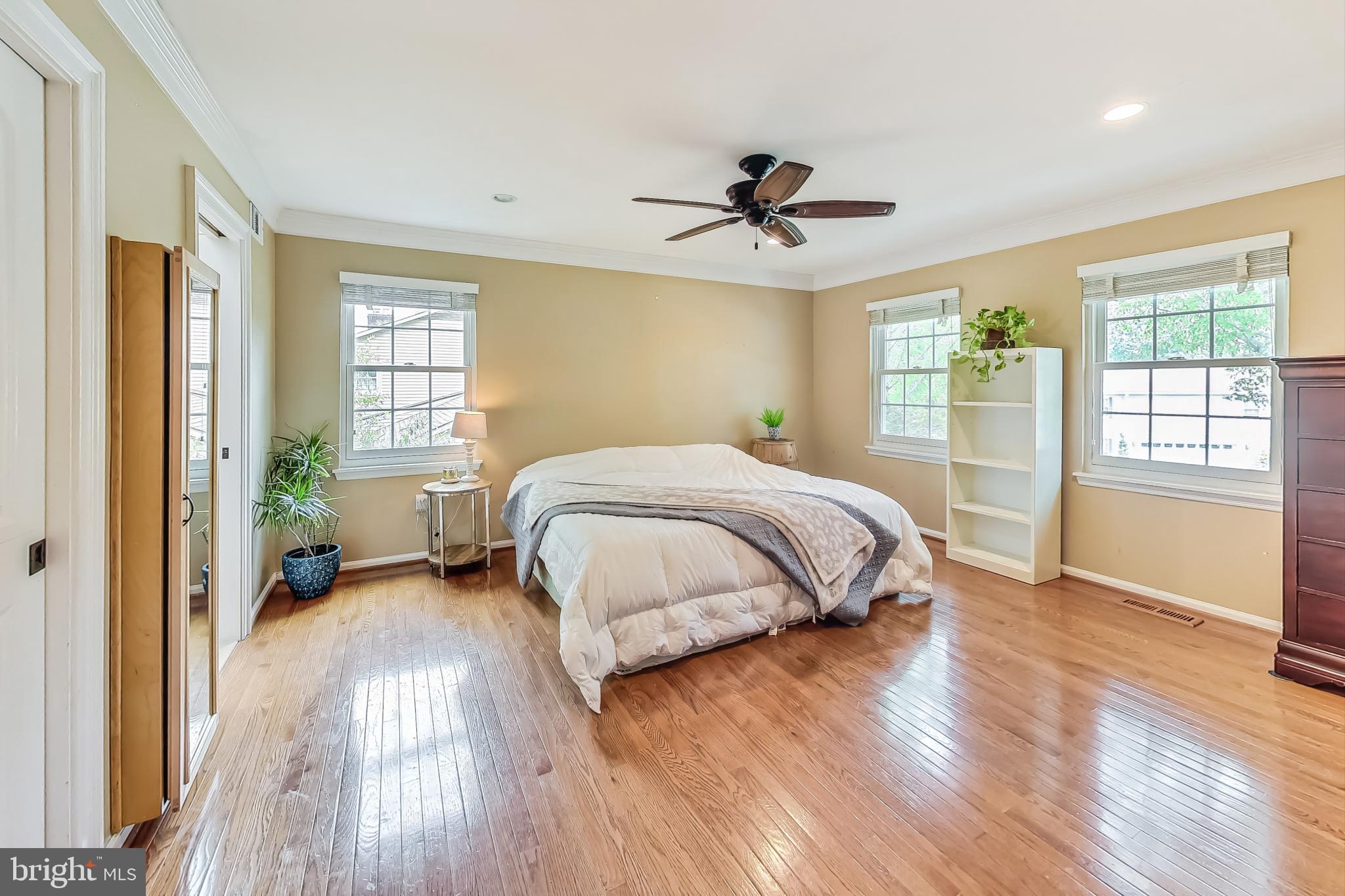 LAKE RIDGE - Residential