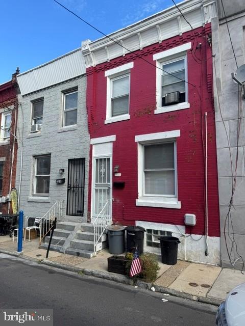 Townhouse For Sale - 2937 W Clementine Street<br/> PHILADELPHIA, PA 19132