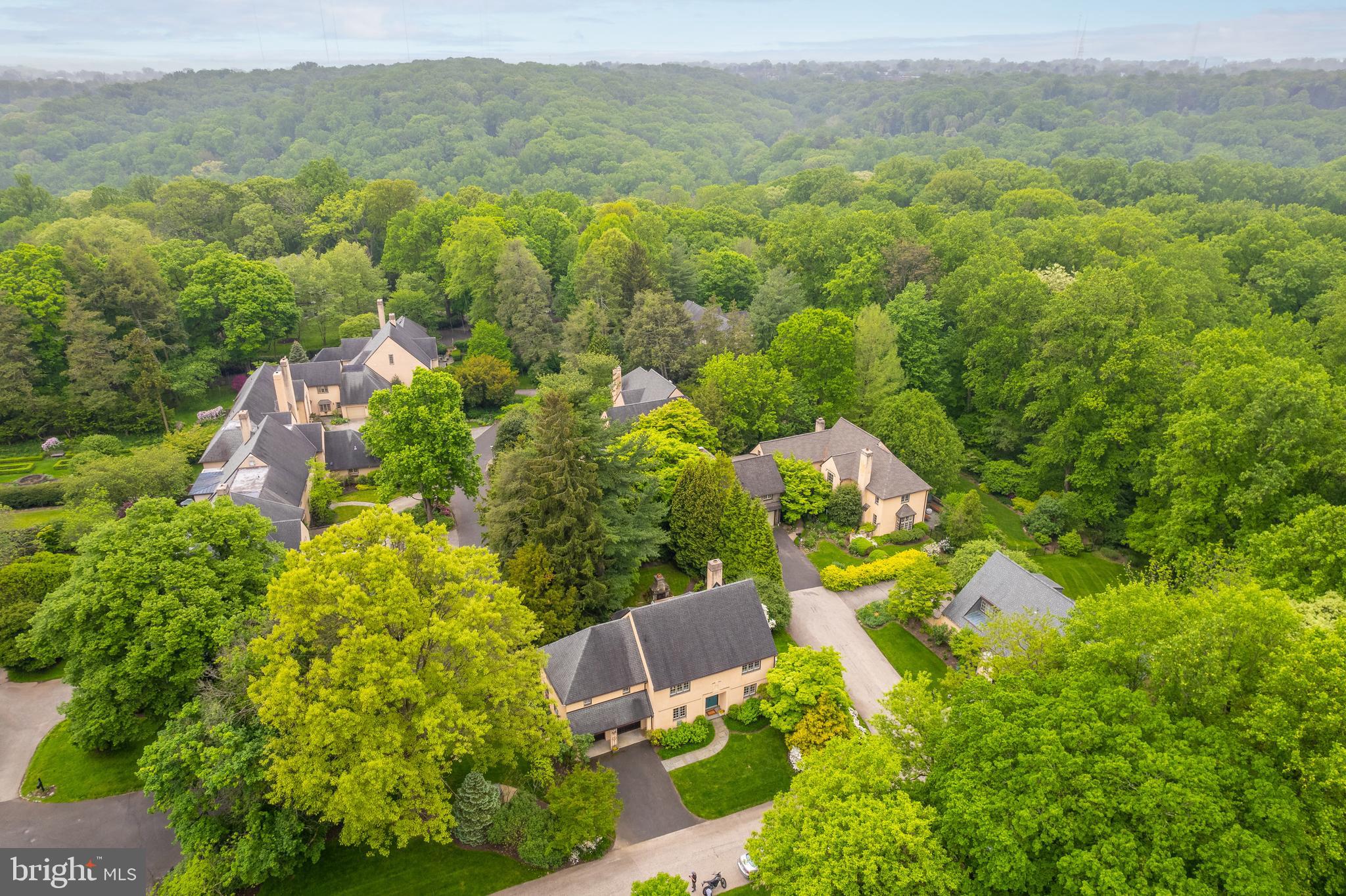 CHESTNUT HILL - Residential