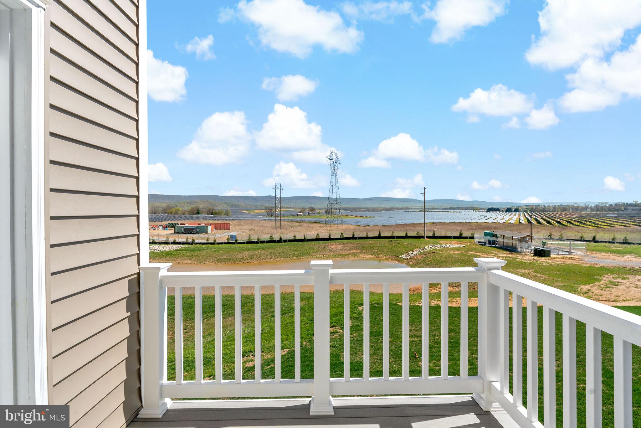 KING'S CROSSING - Residential