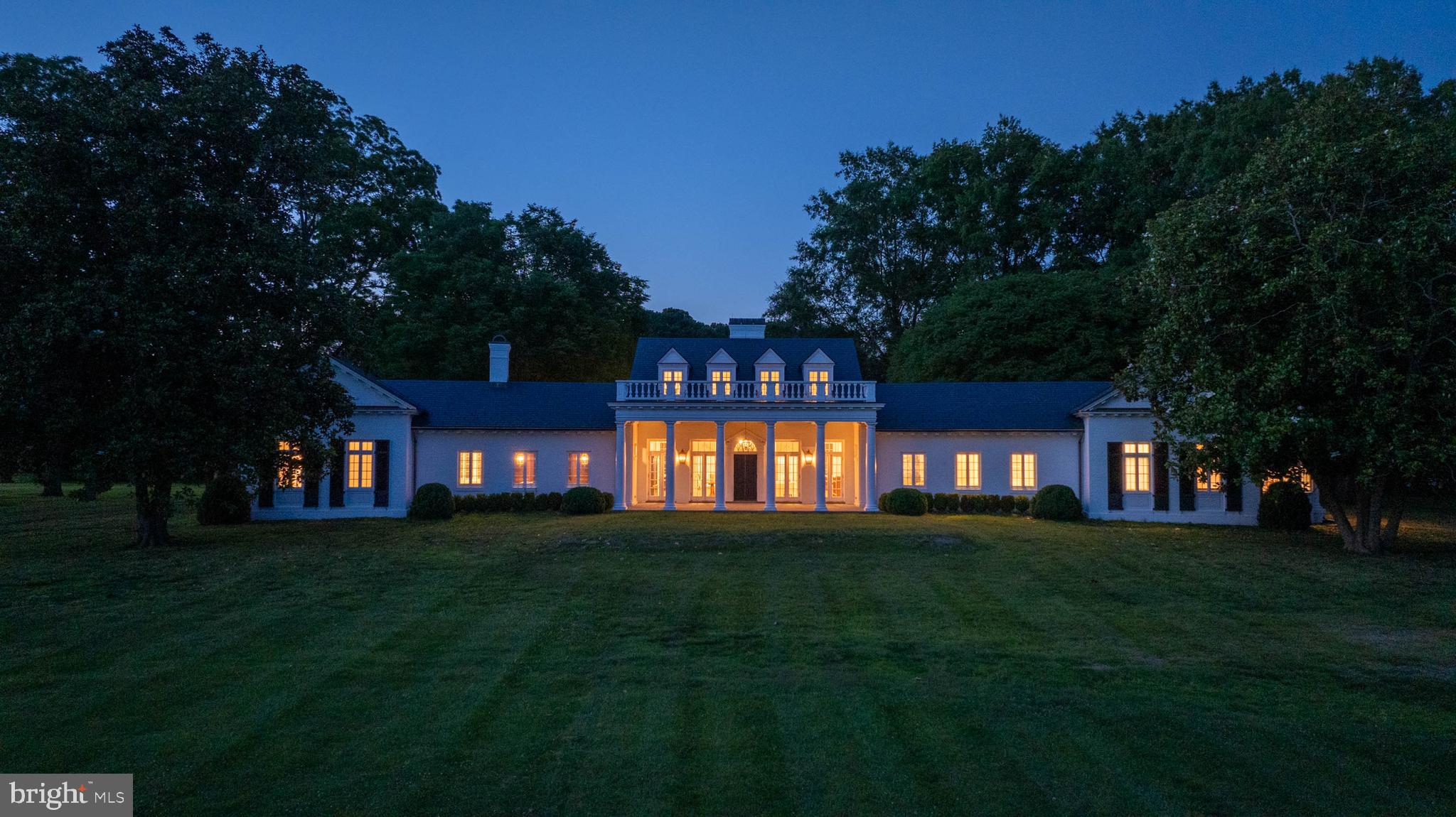 BAILEYS NECK - Residential