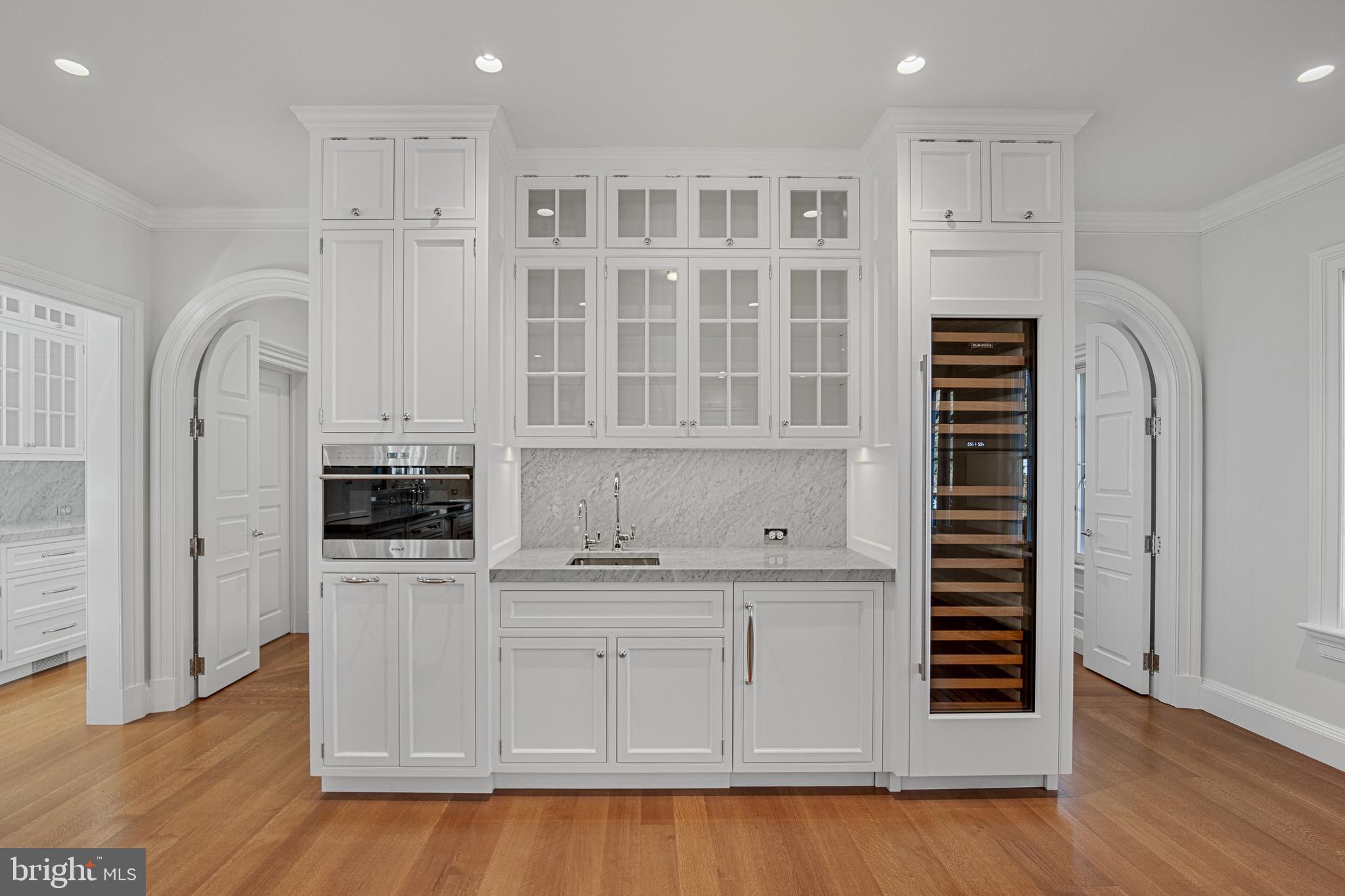 BAILEYS NECK - Residential