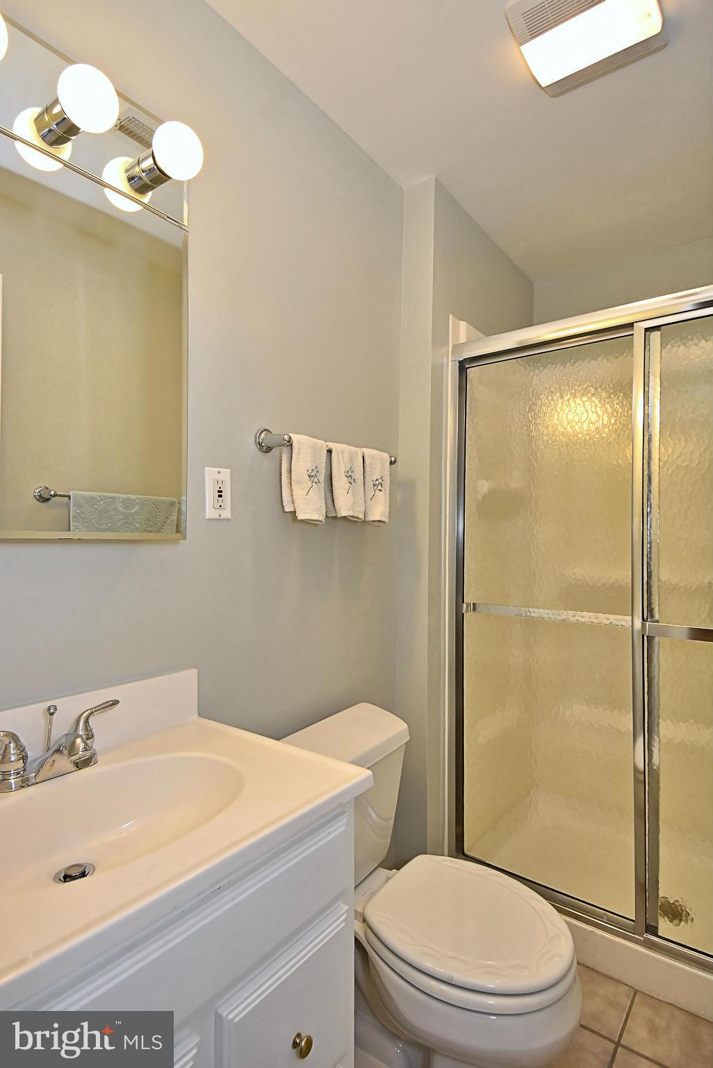 SEVEN OAKS - Residential