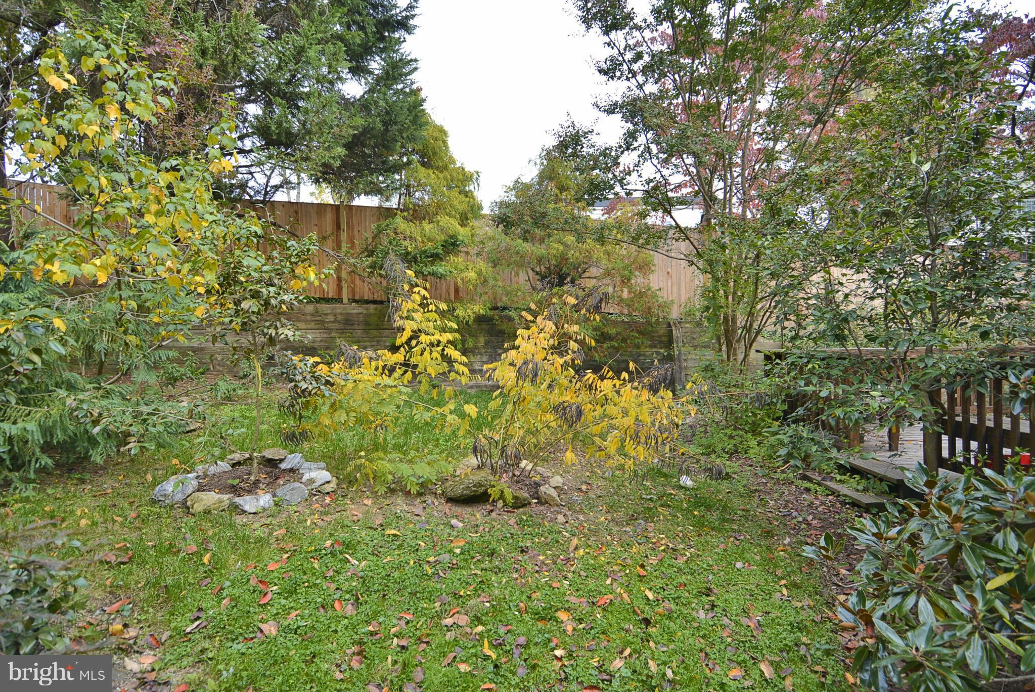 SEVEN OAKS - Residential