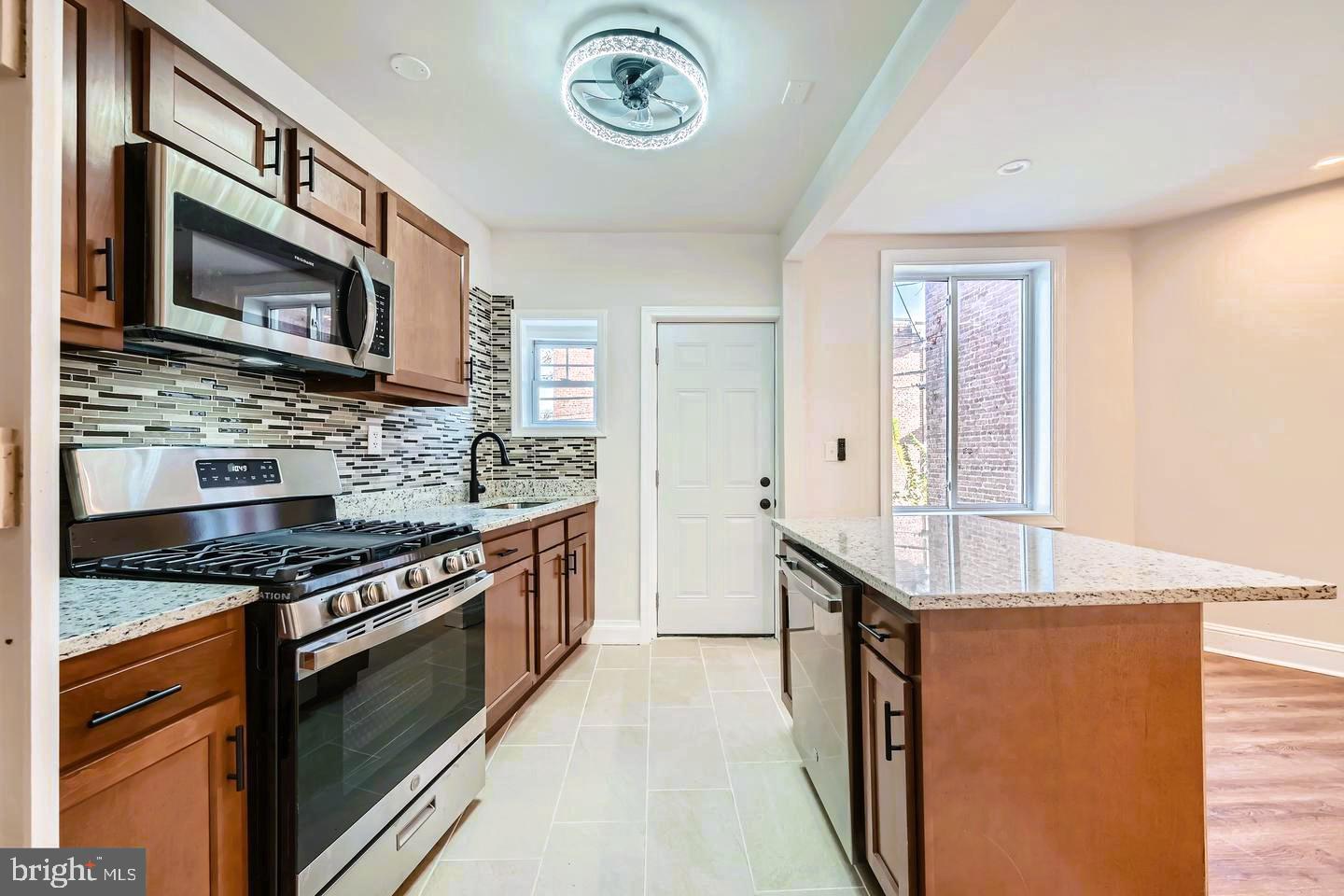 EAST BALTIMORE MIDWAY - Residential