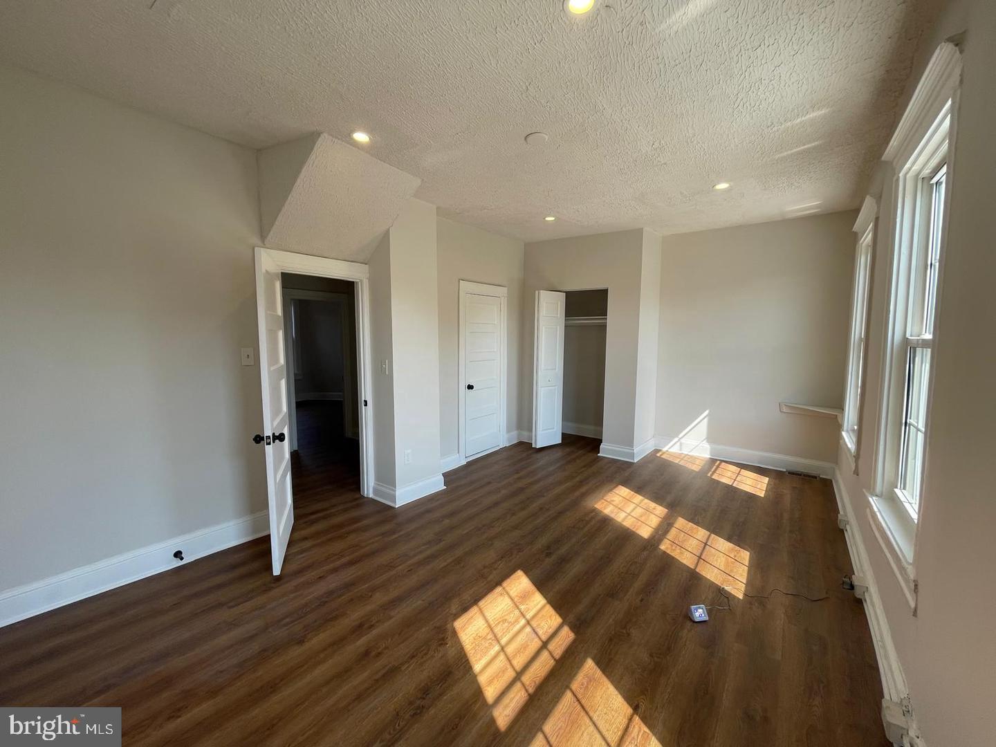 EAST BALTIMORE MIDWAY - Residential