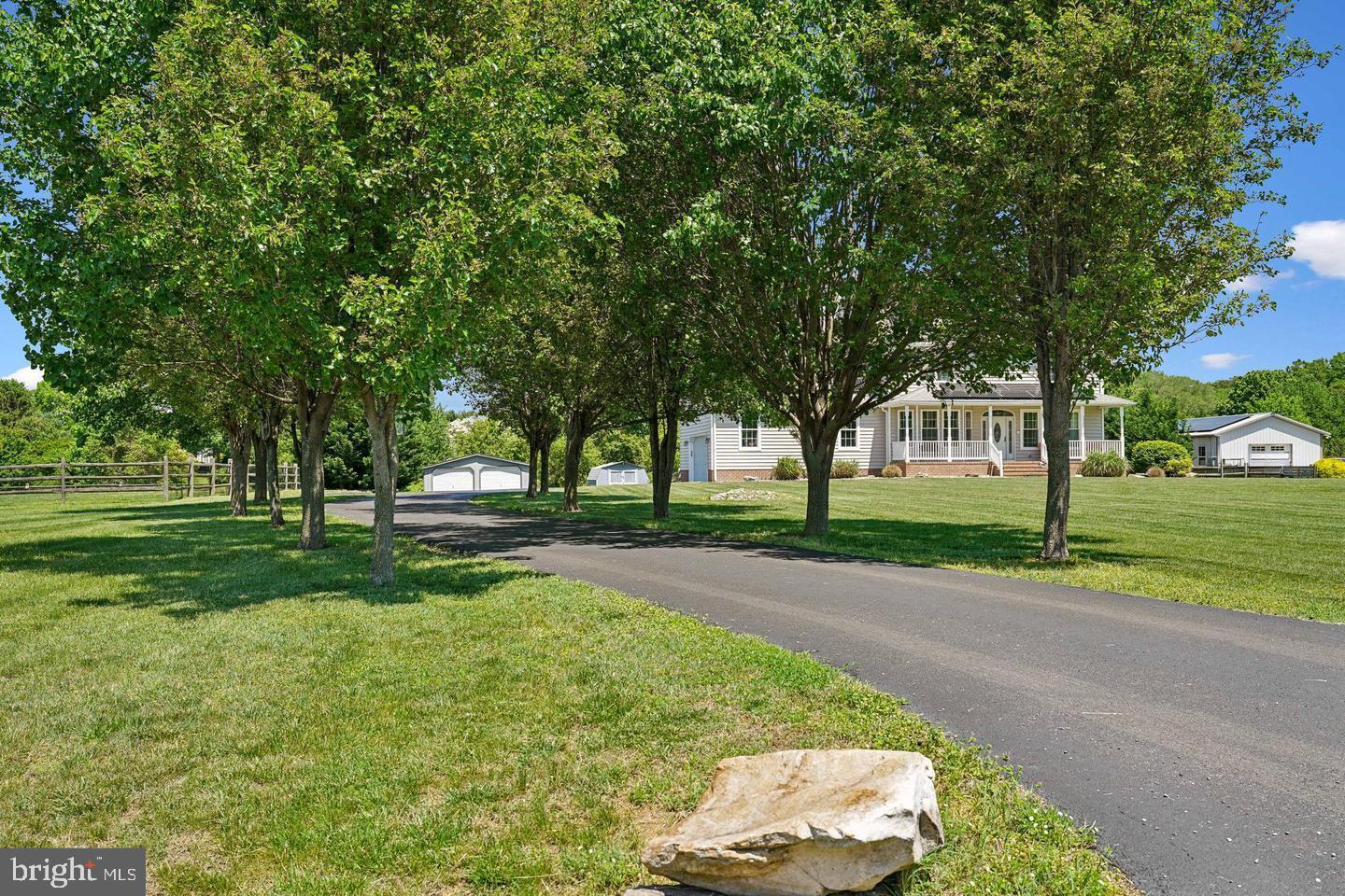 HUNTERS RIDGE - Residential