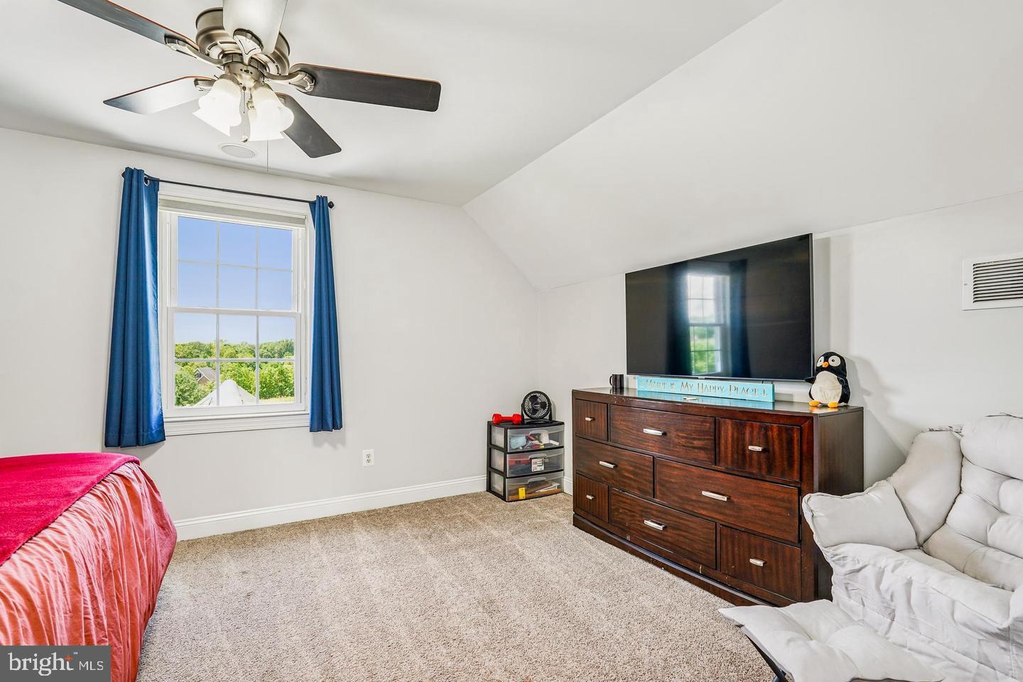 HUNTERS RIDGE - Residential