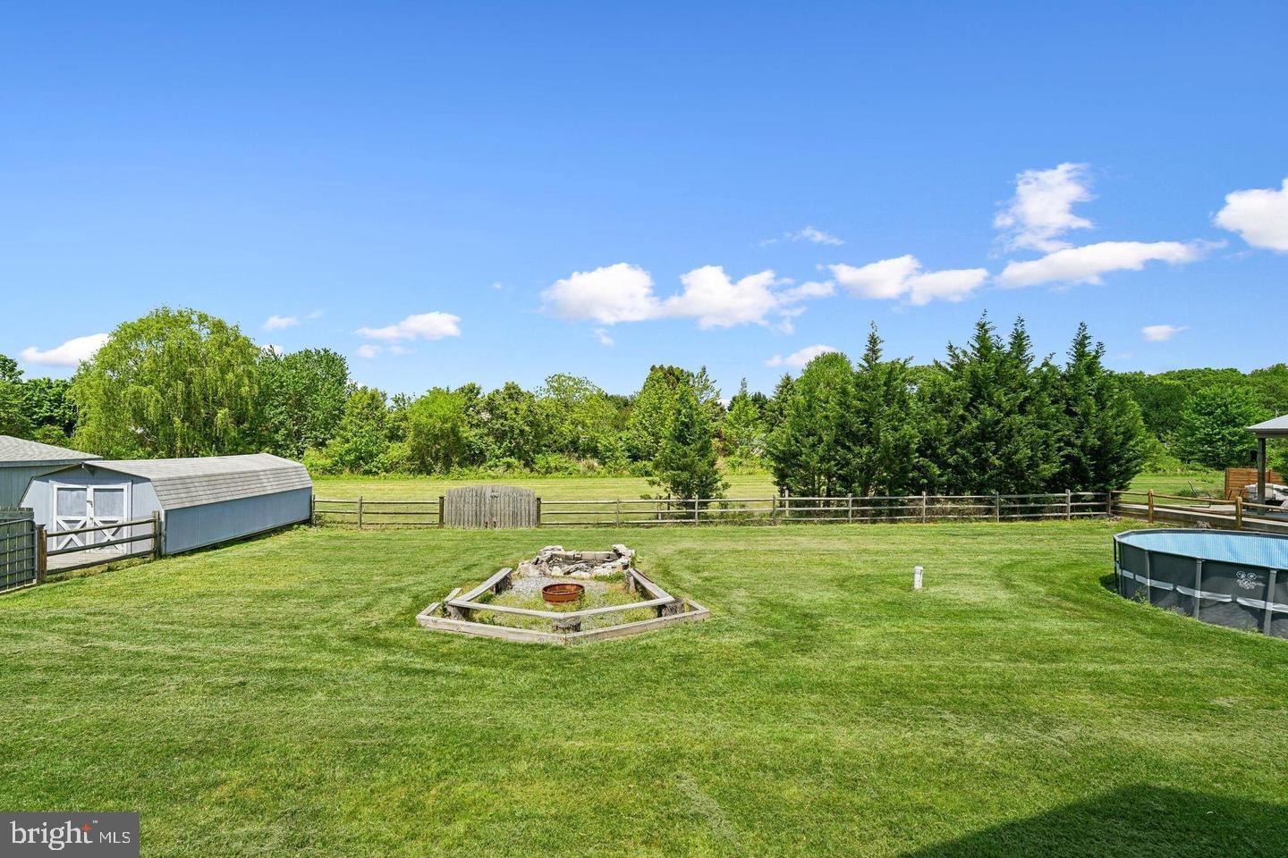 HUNTERS RIDGE - Residential