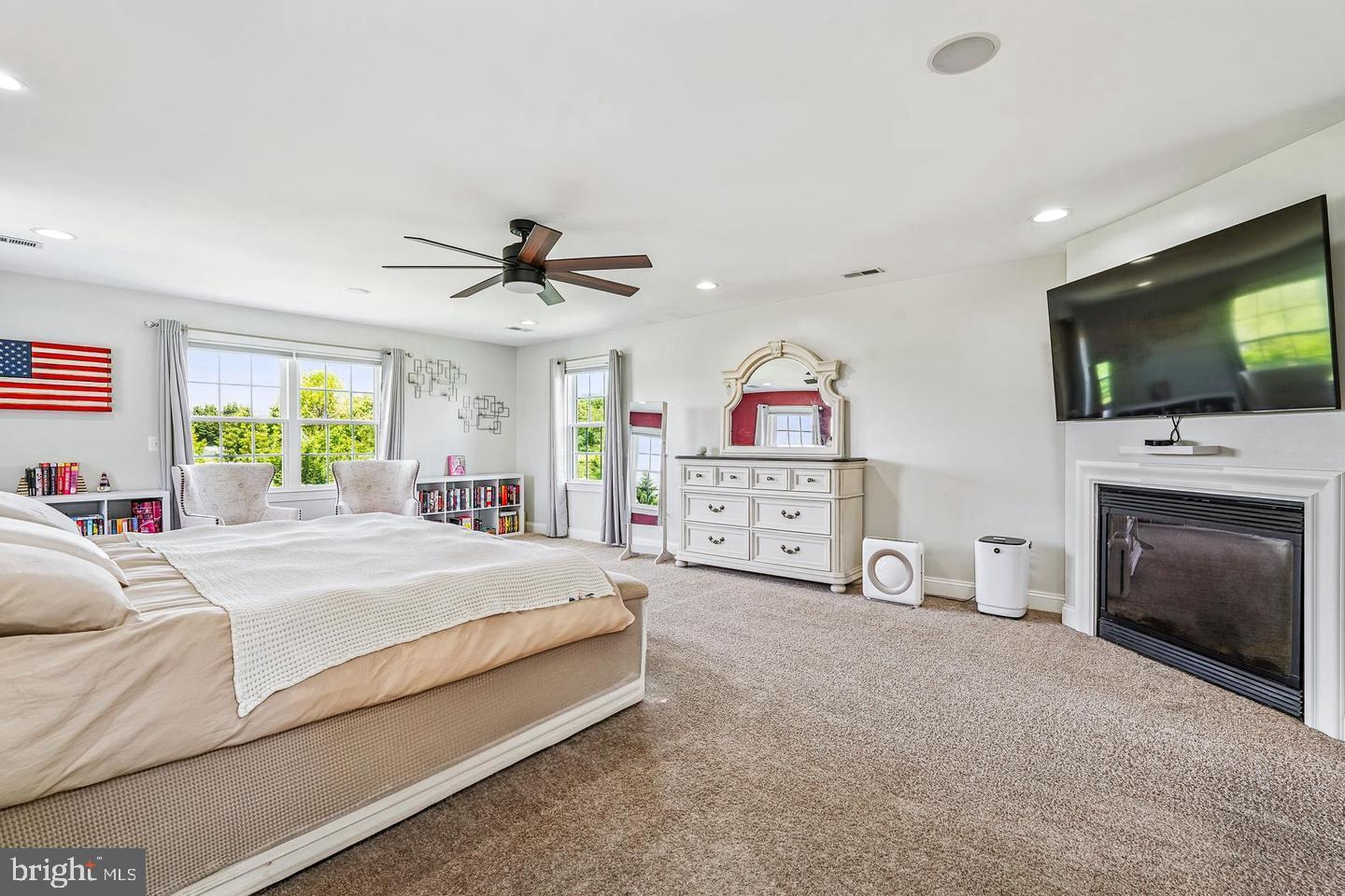 HUNTERS RIDGE - Residential