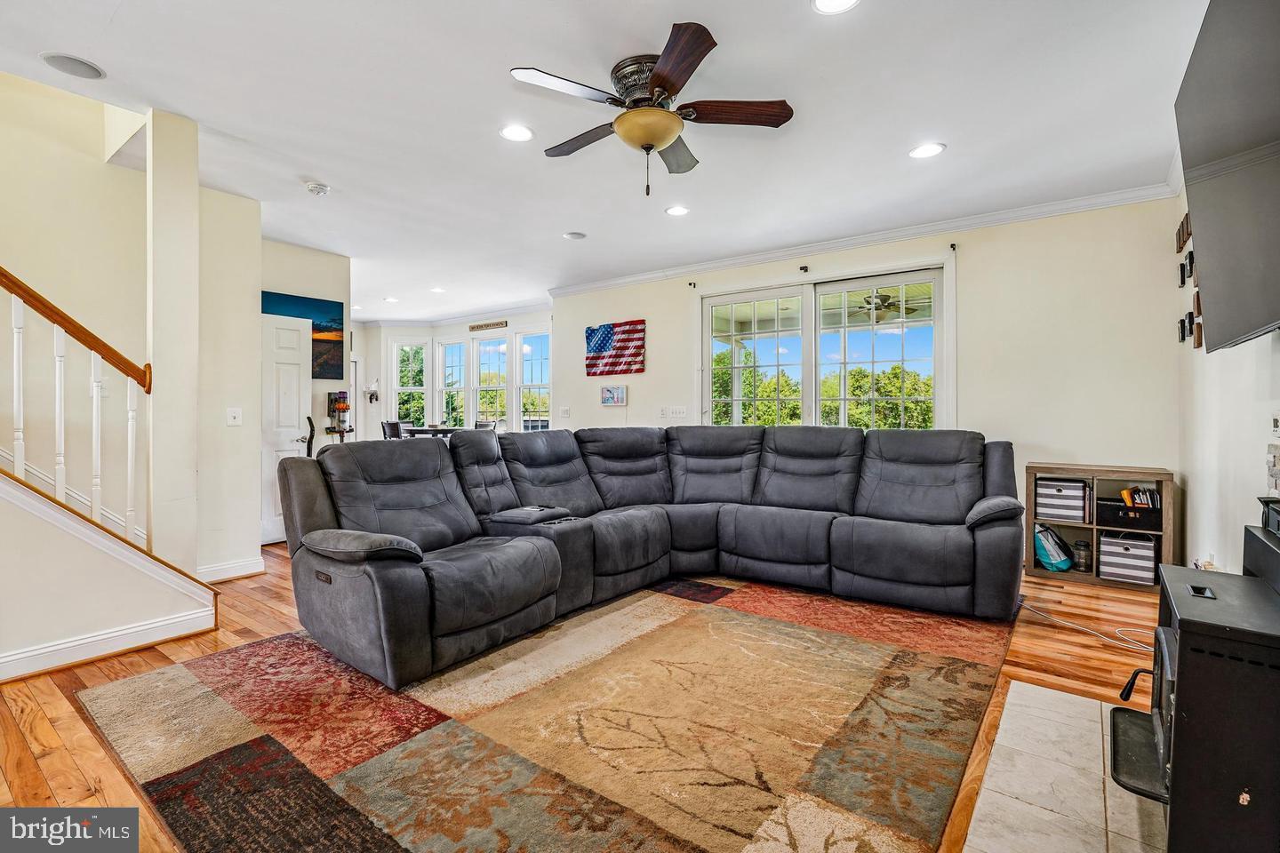 HUNTERS RIDGE - Residential