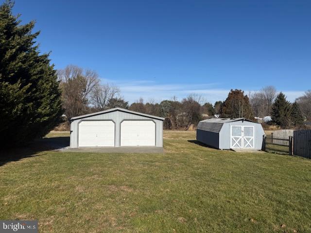 HUNTERS RIDGE - Residential