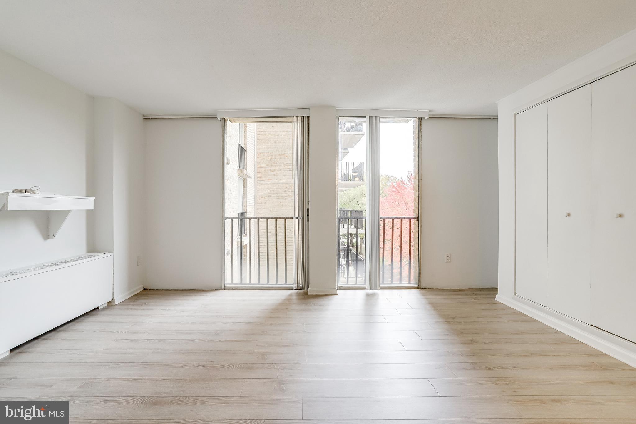 THE CARLTON - Residential