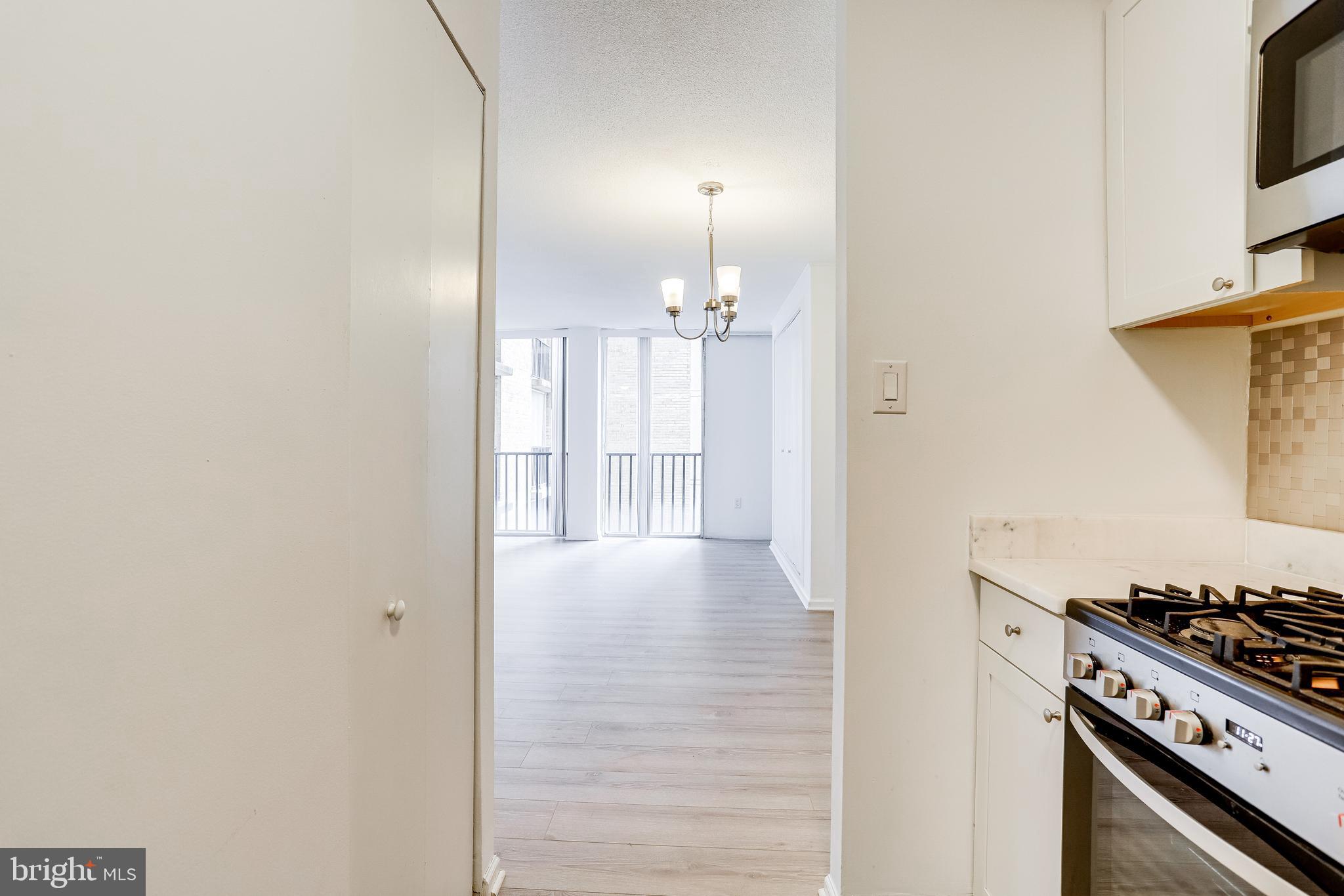 THE CARLTON - Residential