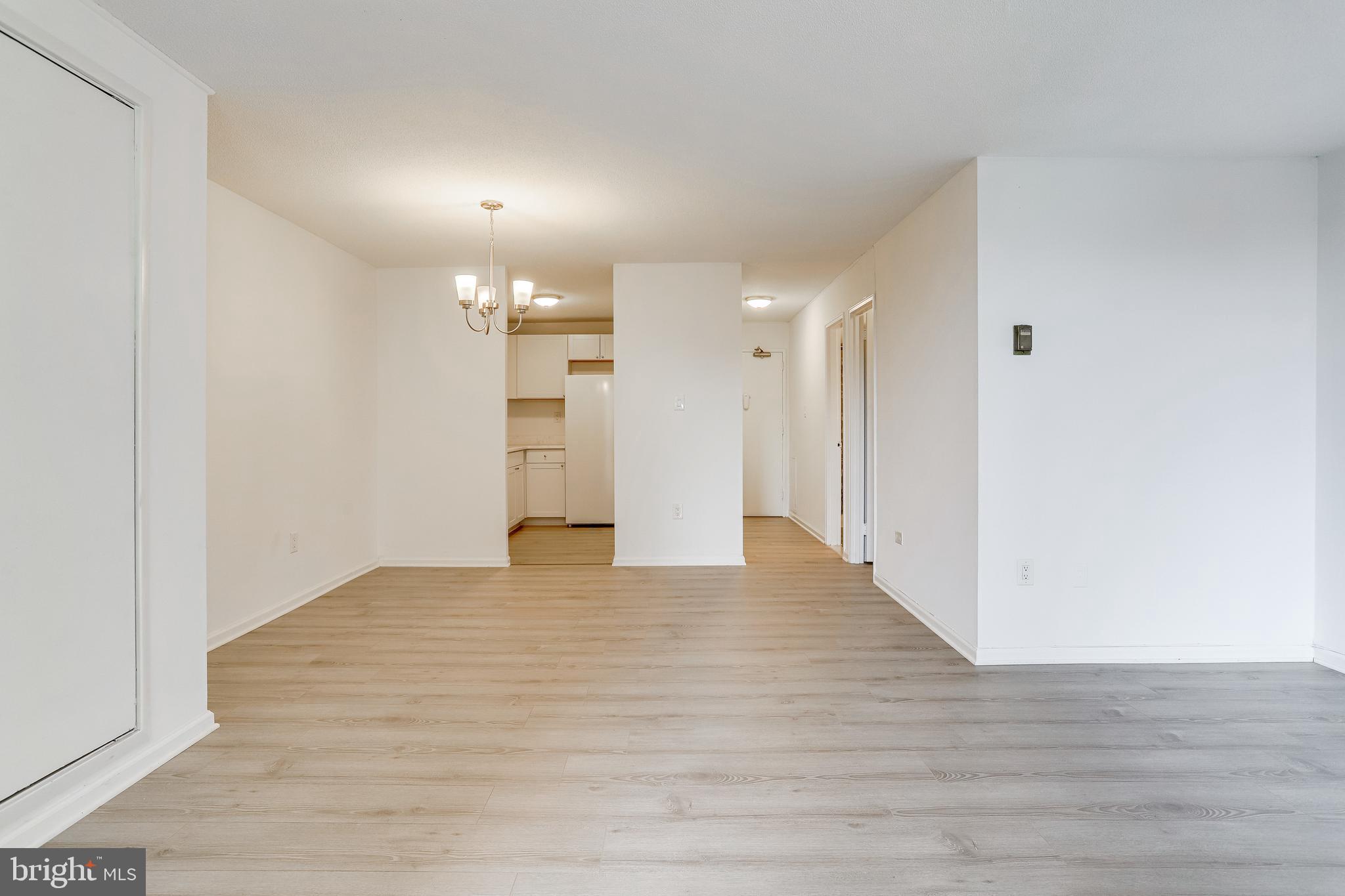 THE CARLTON - Residential