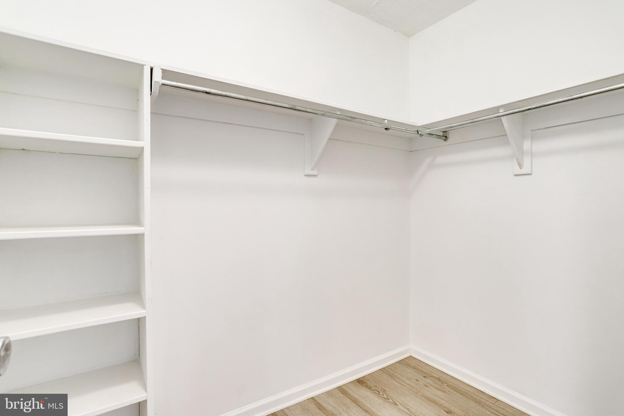 THE CARLTON - Residential