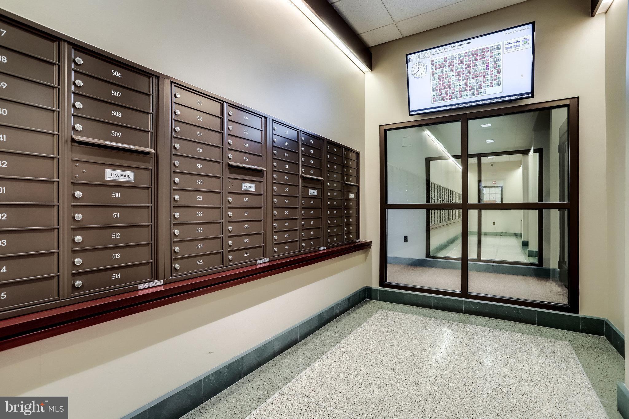 THE CARLTON - Residential