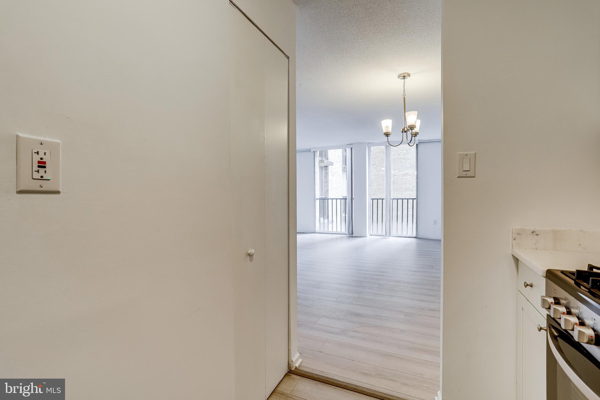 THE CARLTON - Residential