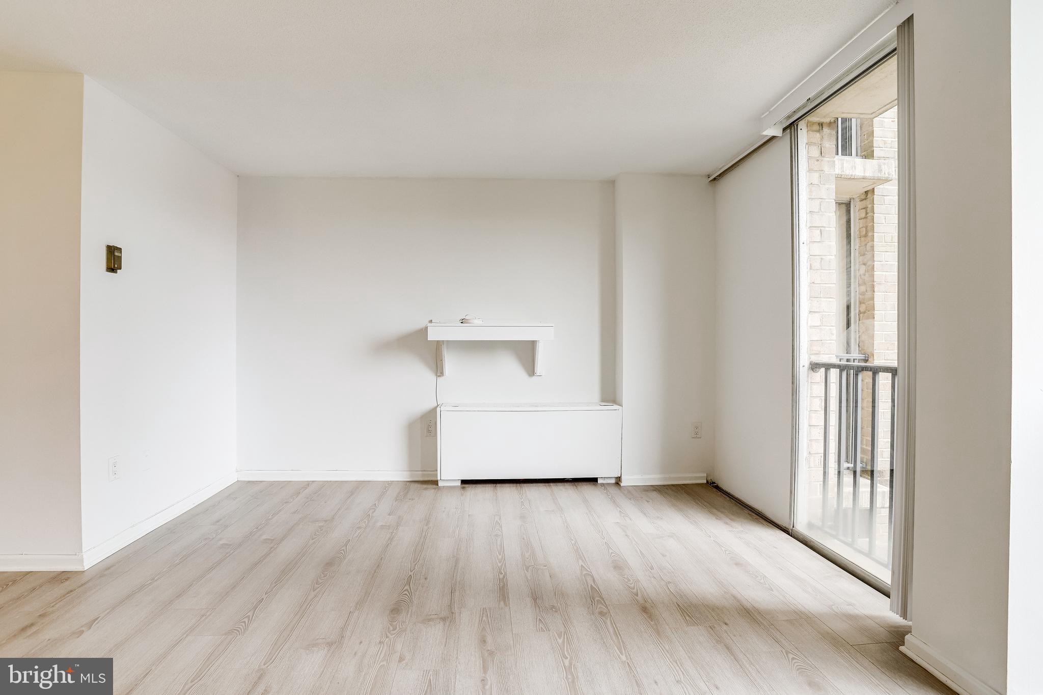 THE CARLTON - Residential