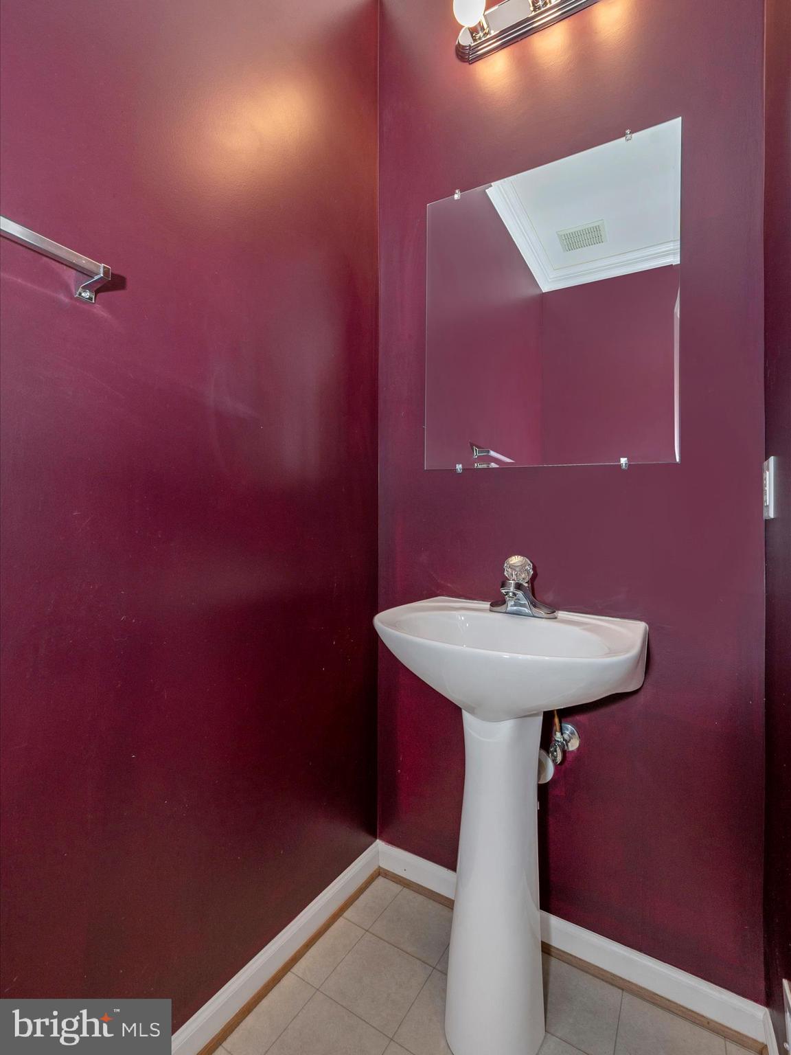 WESTVIEW CORPORATE CENTER - Residential