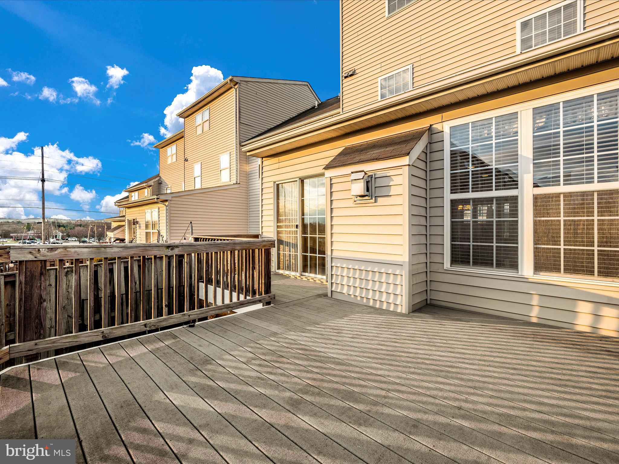 WESTVIEW CORPORATE CENTER - Residential