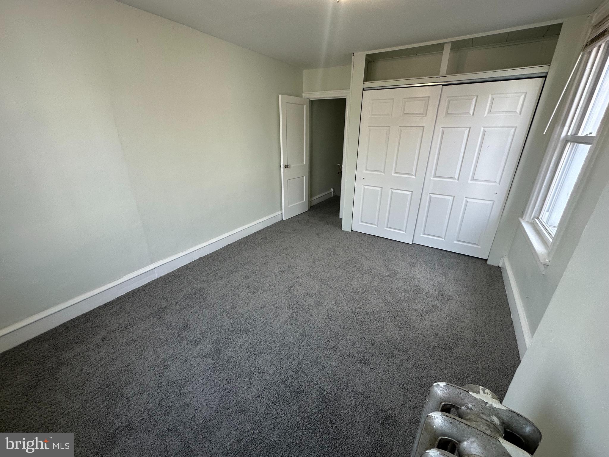 LAWNCREST - Residential