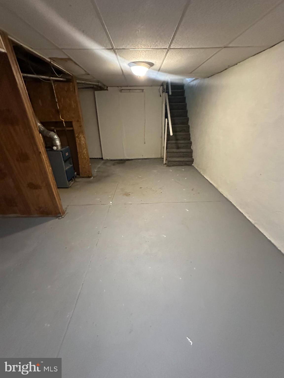 LAWNCREST - Residential