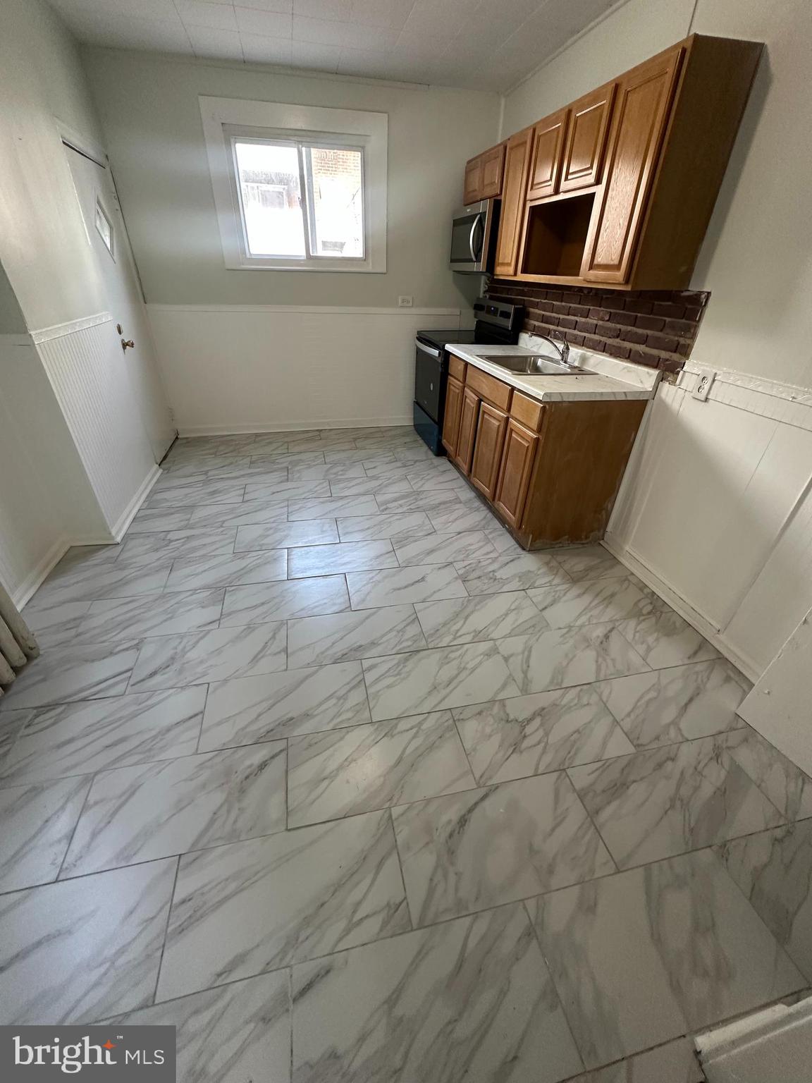 LAWNCREST - Residential